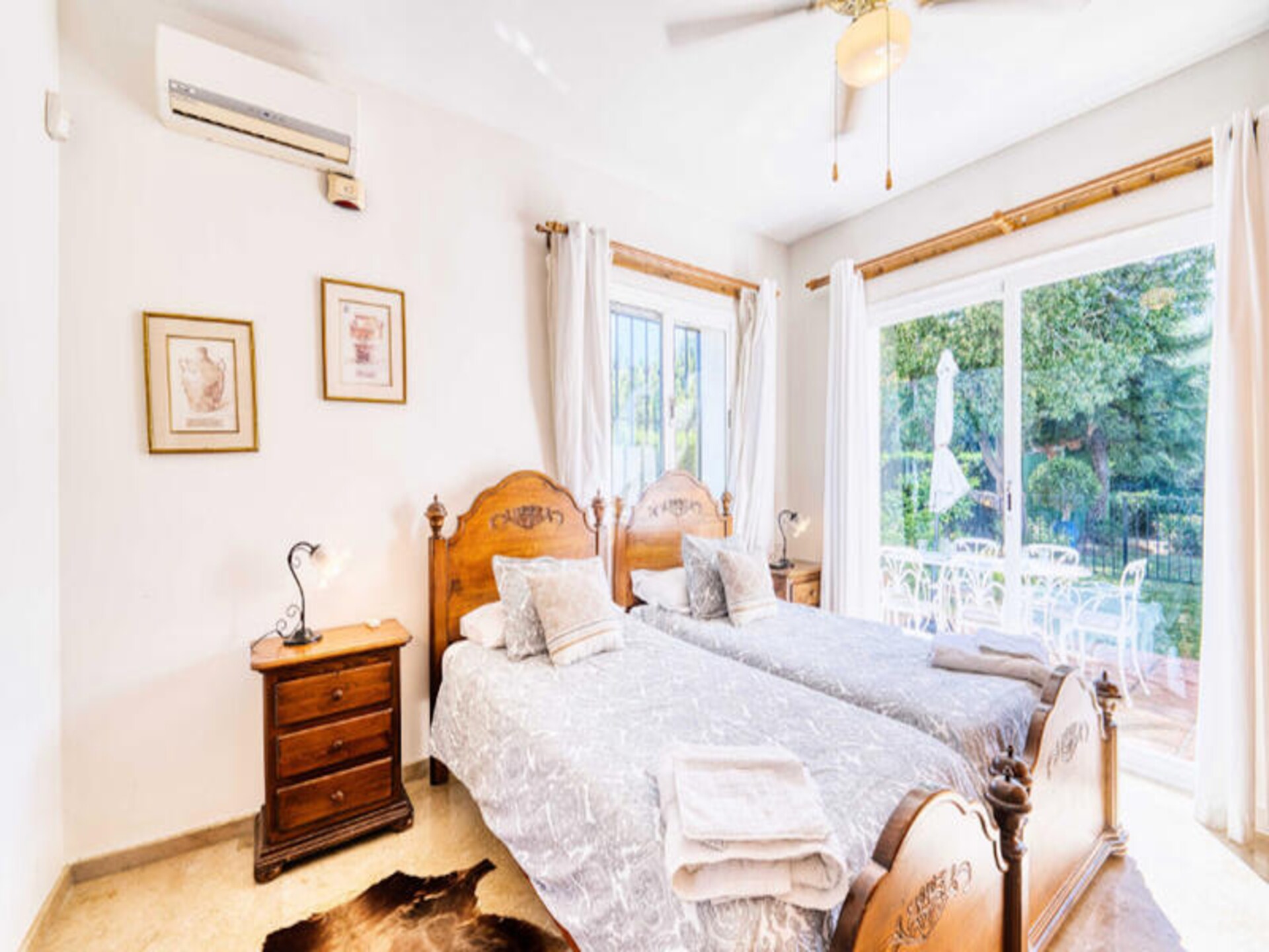 Elegante villa met dakterras en zwembad nabij Marbella - foto 18