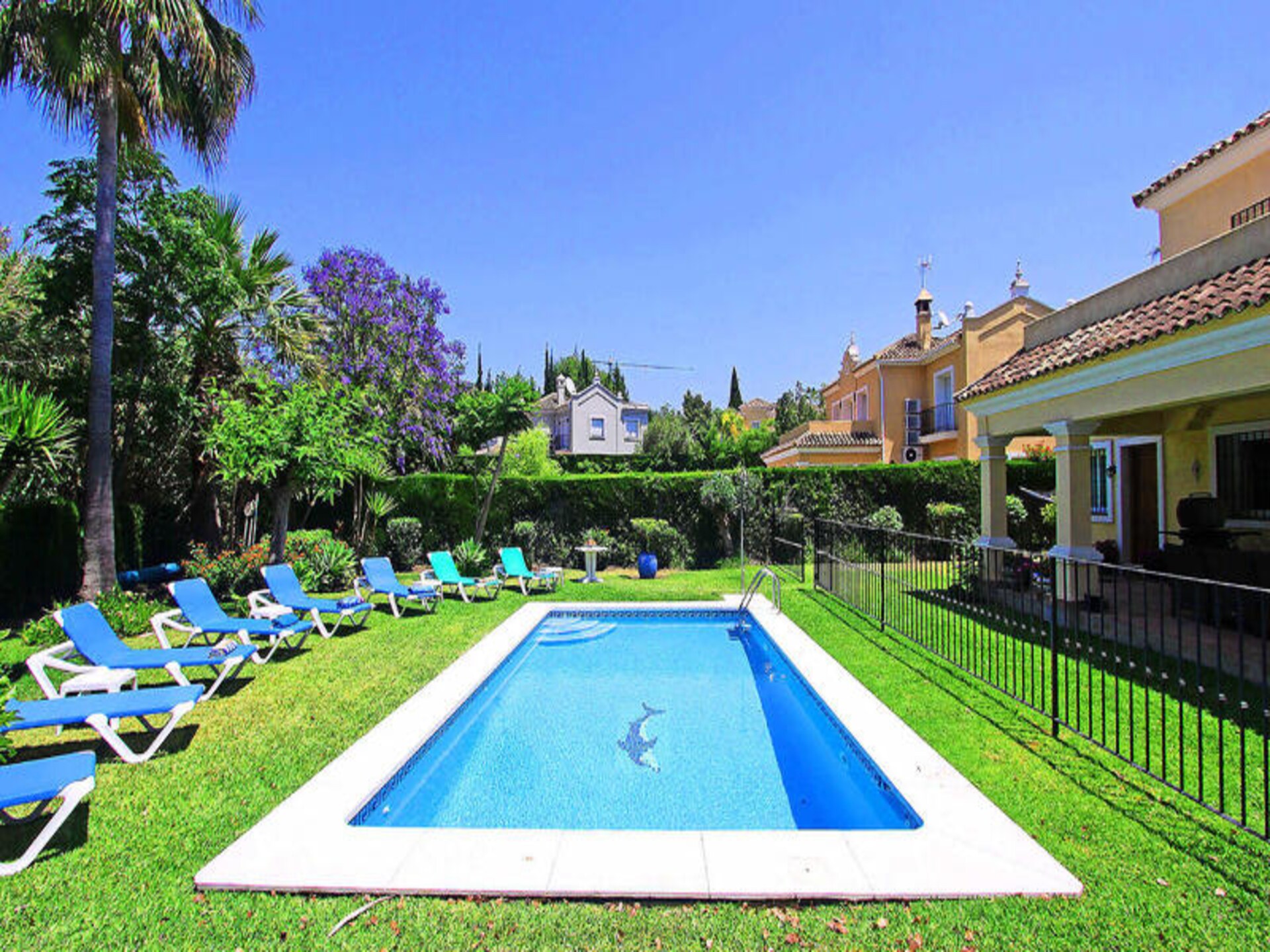Elegante villa met dakterras en zwembad nabij Marbella - foto 29