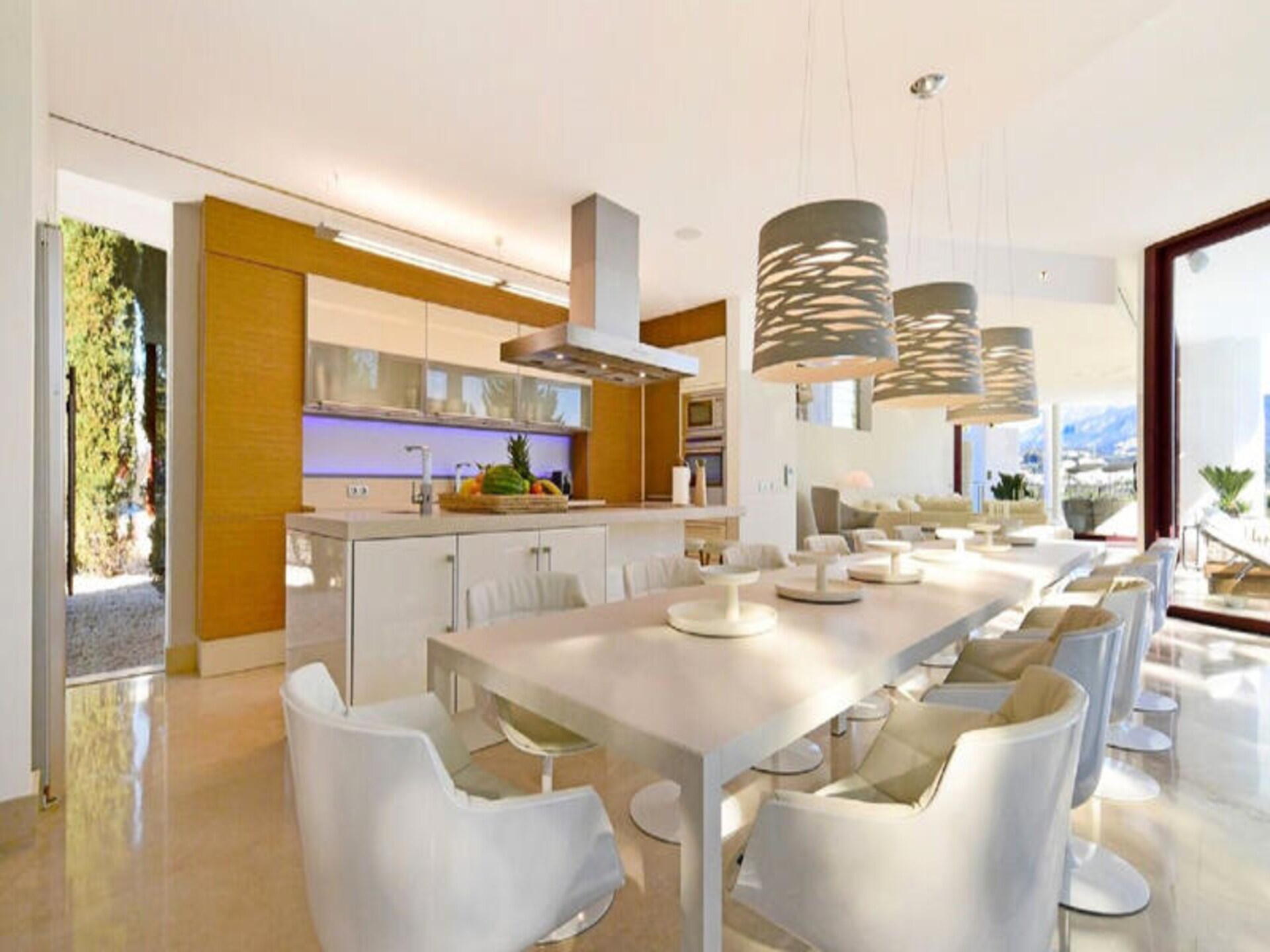 Luxe villa voor 16 personen in Nueva Andalucía met privézwembad en panoramisch uitzicht op zee - foto 15