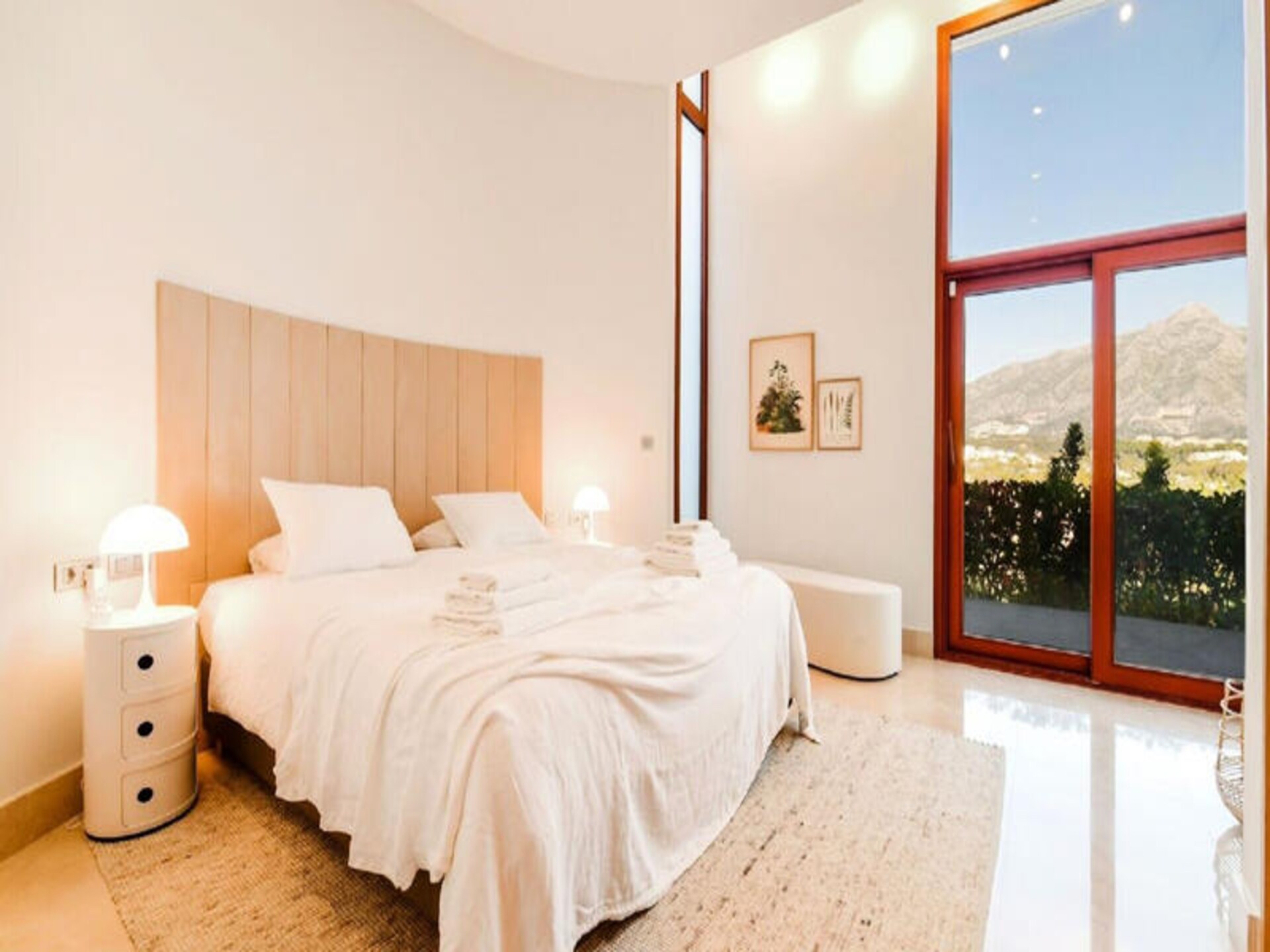 Luxe villa voor 16 personen in Nueva Andalucía met privézwembad en panoramisch uitzicht op zee - foto 30