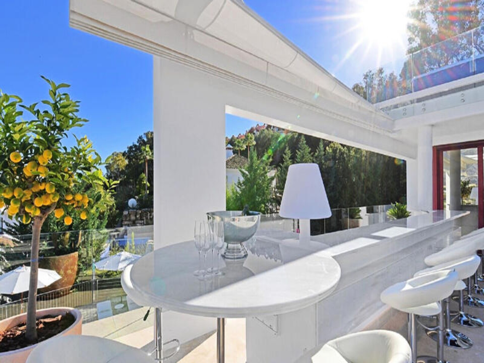 Luxe villa voor 16 personen in Nueva Andalucía met privézwembad en panoramisch uitzicht op zee - foto 56