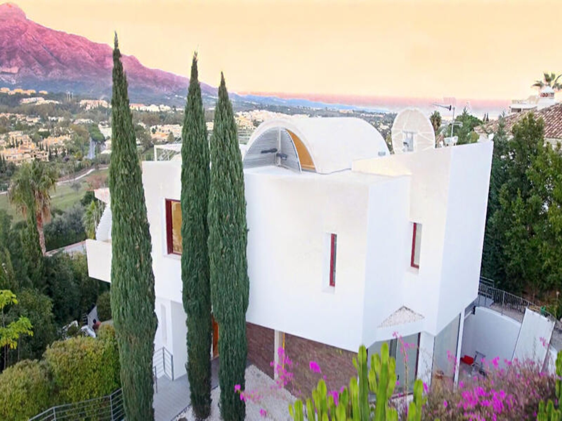 Luxe villa voor 16 personen in Nueva Andalucía met privézwembad en panoramisch uitzicht op zee - foto 62