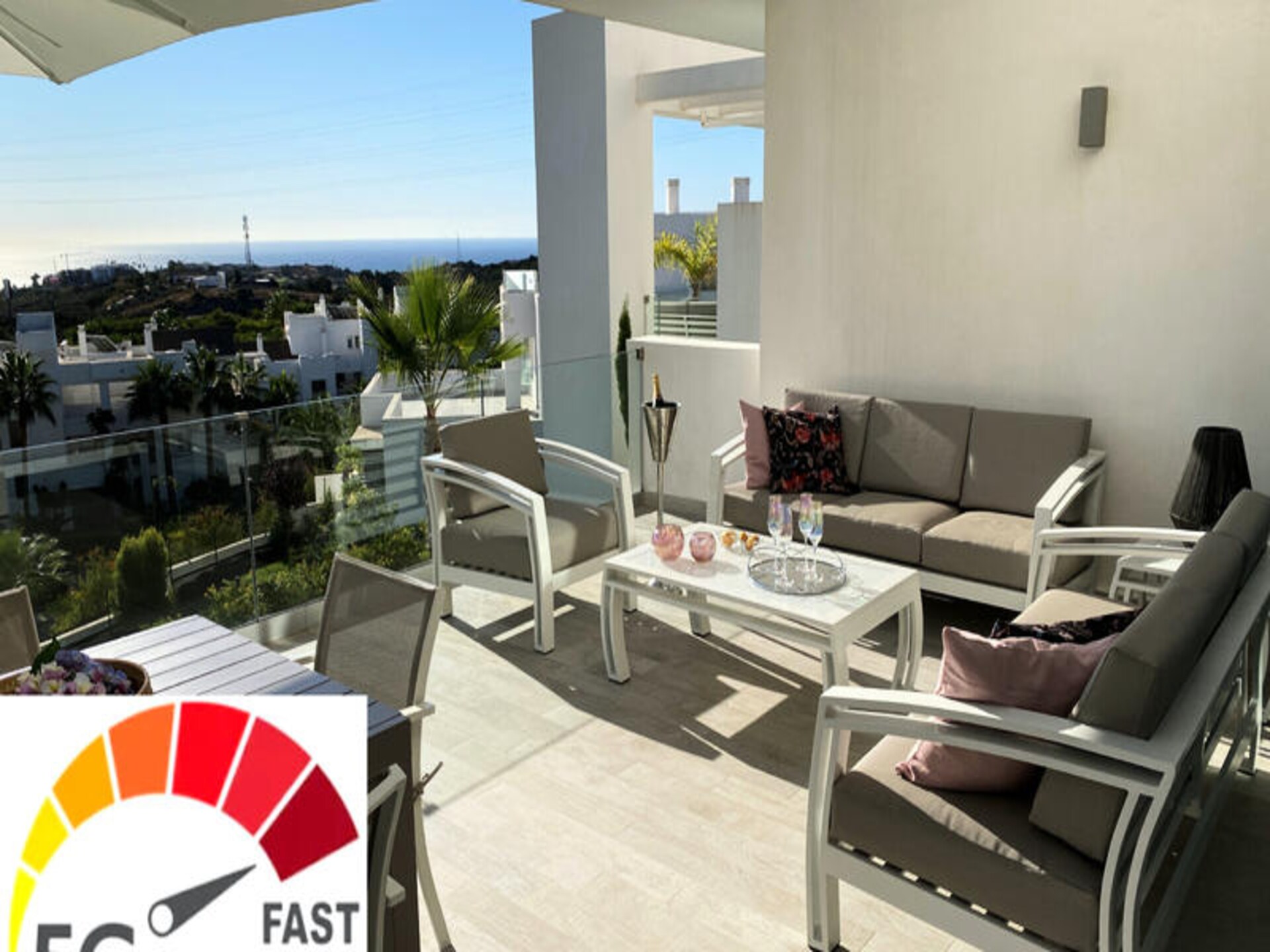 Modern Appartement aan de Kristalheldere Lagune van Casares, Costa del Sol - foto 1