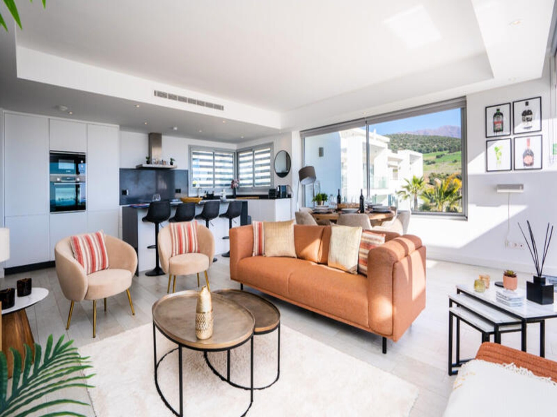 Modern Appartement aan de Kristalheldere Lagune van Casares, Costa del Sol - foto 10