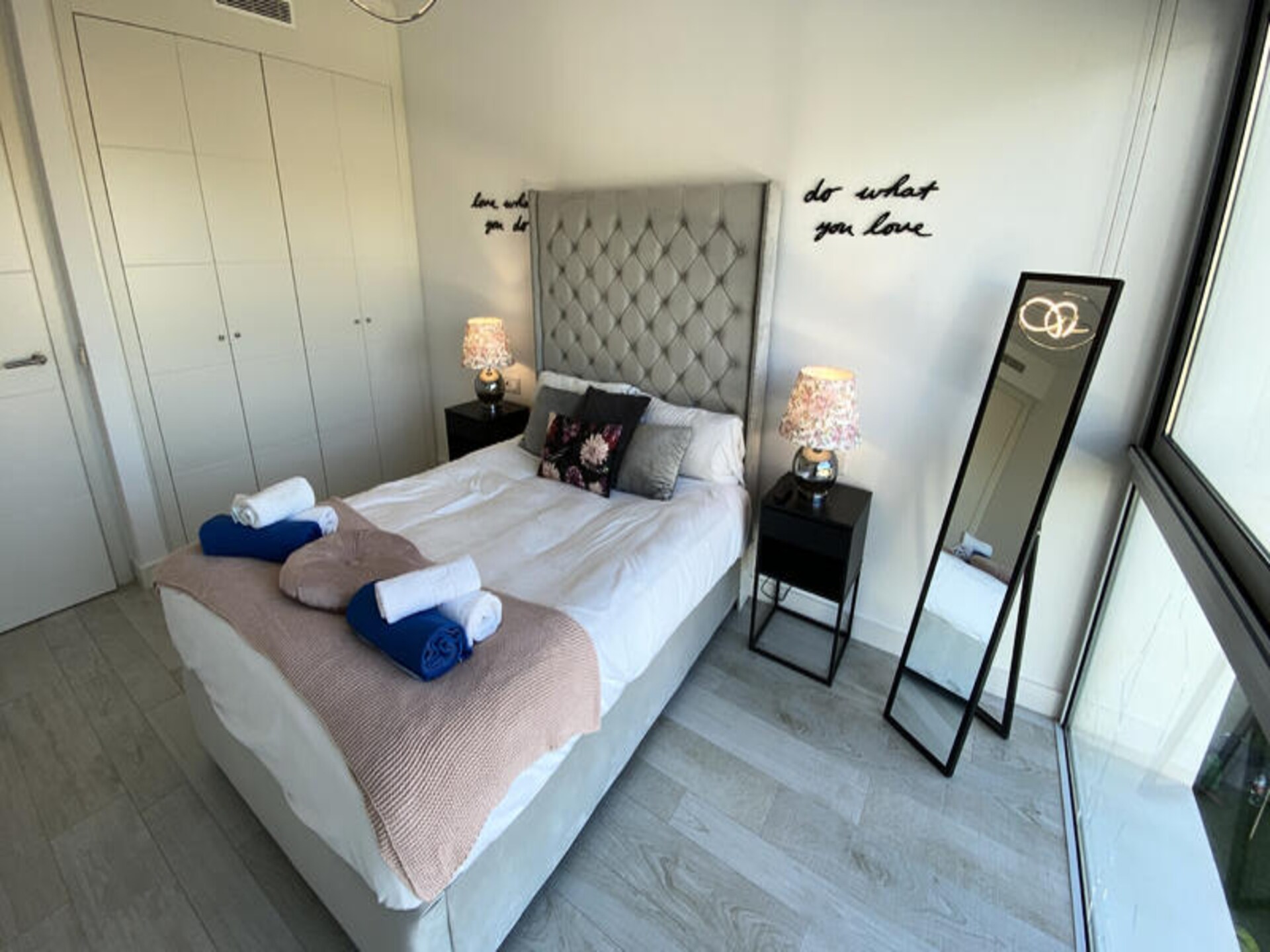 Modern Appartement aan de Kristalheldere Lagune van Casares, Costa del Sol - foto 22