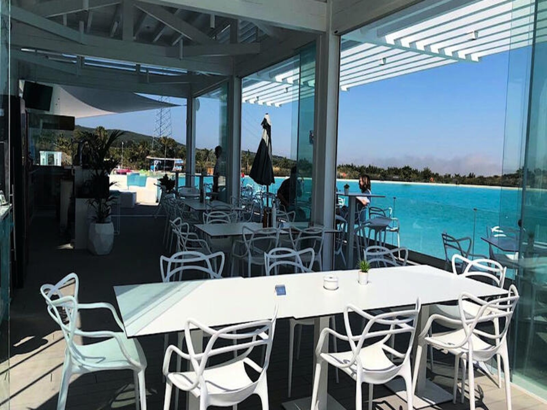 Modern Appartement aan de Kristalheldere Lagune van Casares, Costa del Sol - foto 36