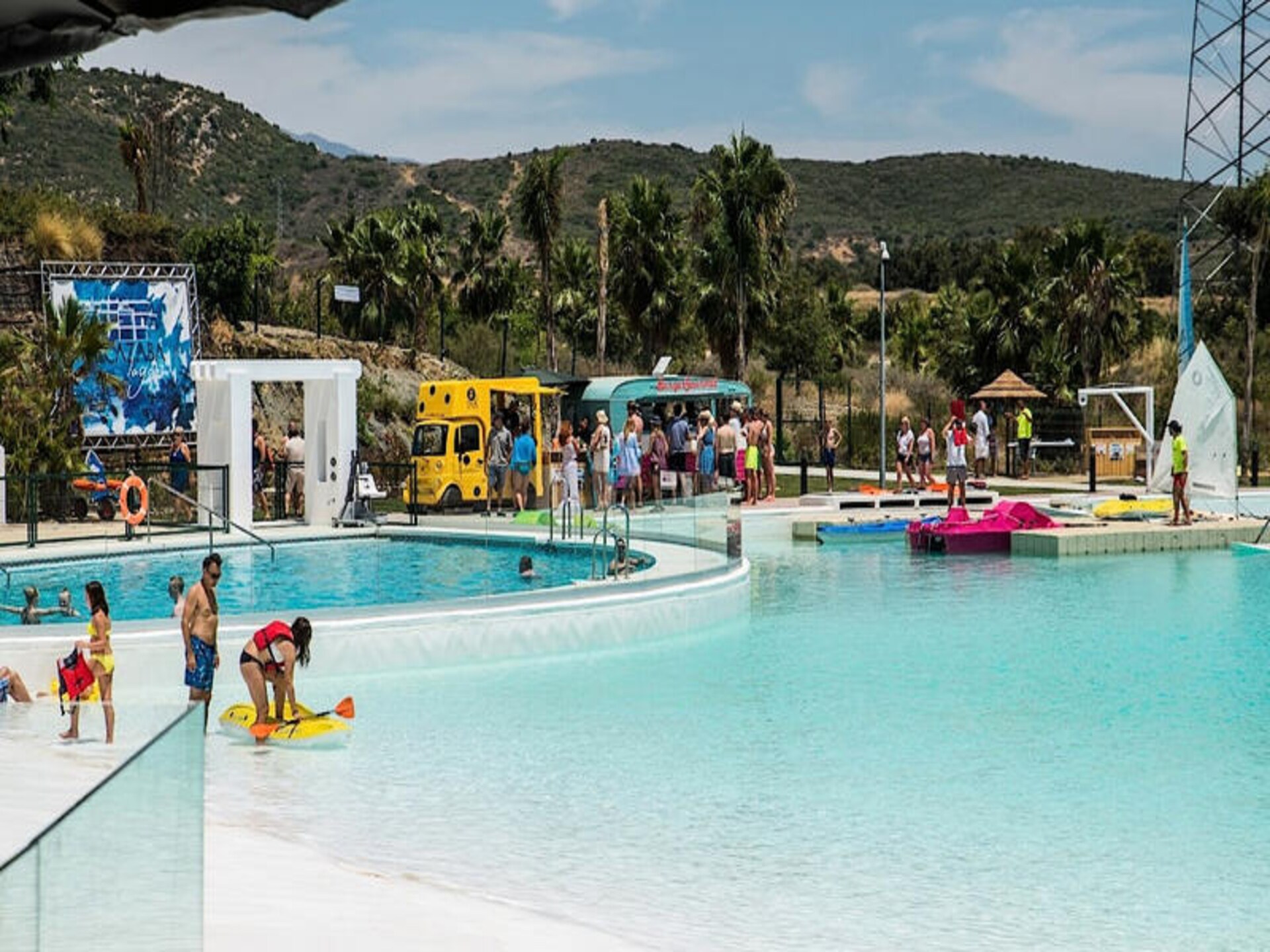 Luxe appartement aan kristalheldere lagune in Casares, vlakbij Marbella - foto 31