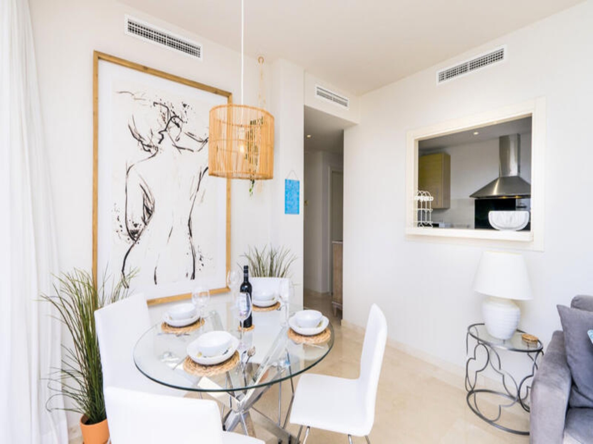 Modern appartement met privétuin en toegang tot kristalheldere lagune in Casares - foto 9
