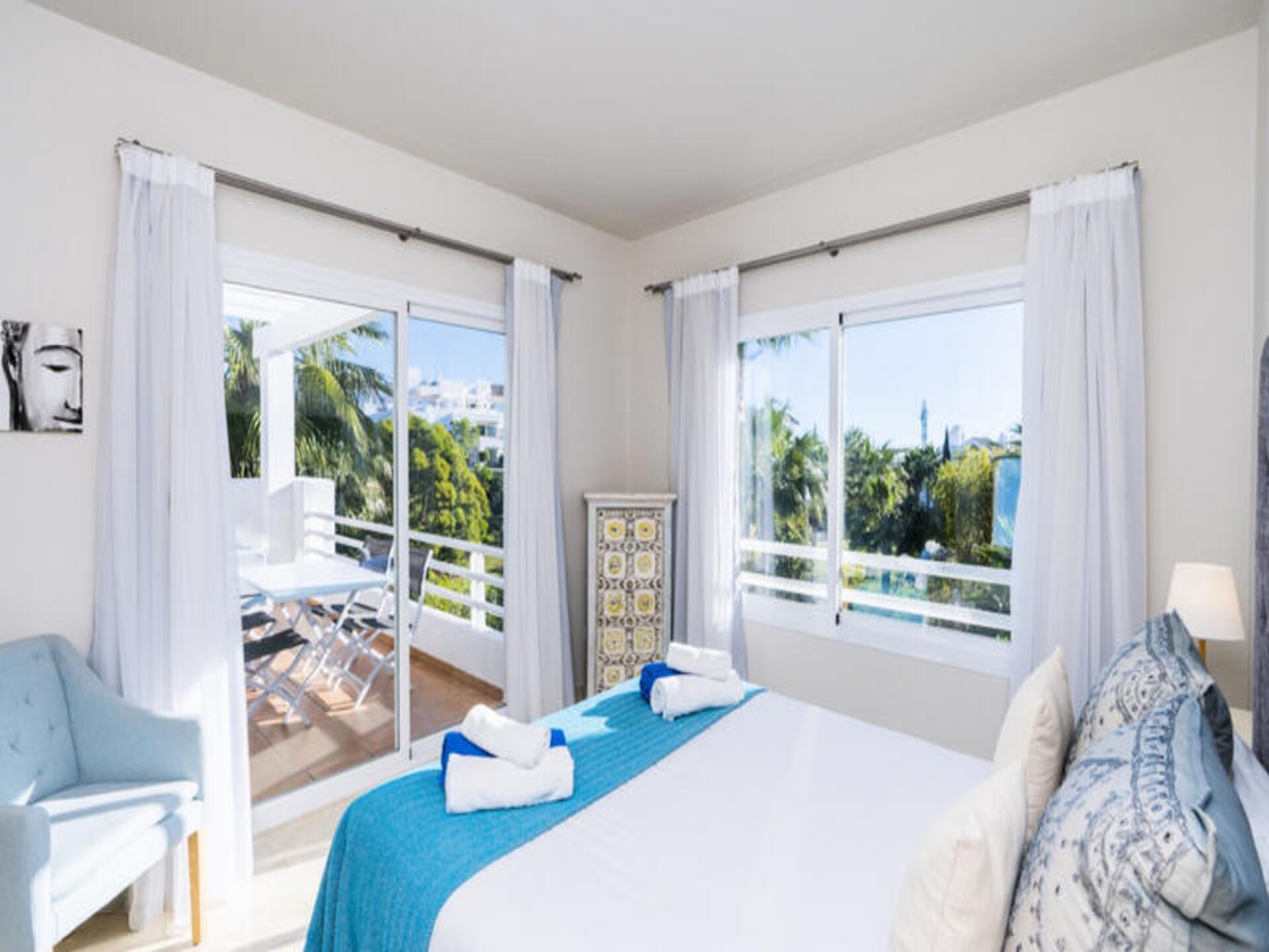 Modern appartement met privétuin en toegang tot kristalheldere lagune in Casares - foto 14