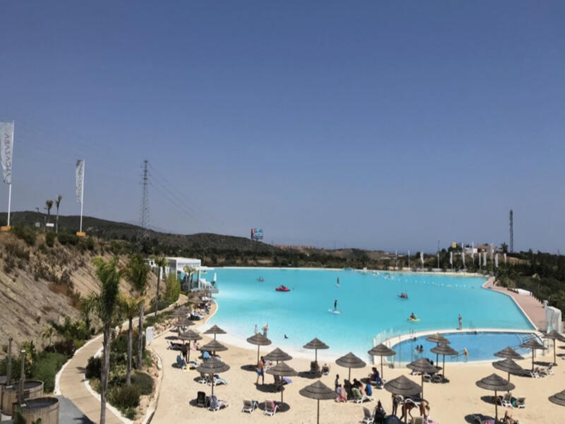 Modern appartement met privétuin en toegang tot kristalheldere lagune in Casares - foto 34