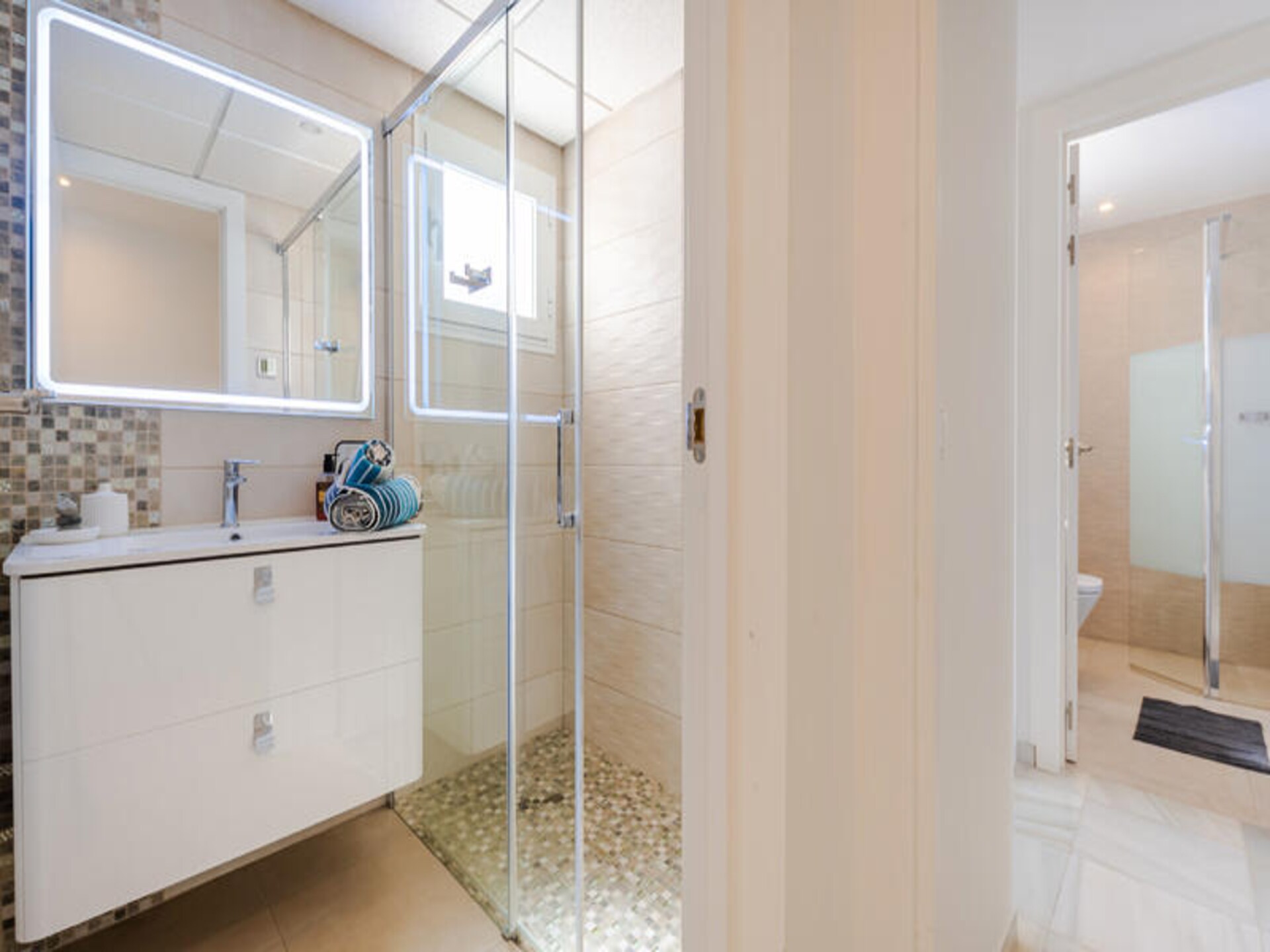 Modern appartement in centrum Marbella met privéterrassen en zicht op La Concha - foto 19