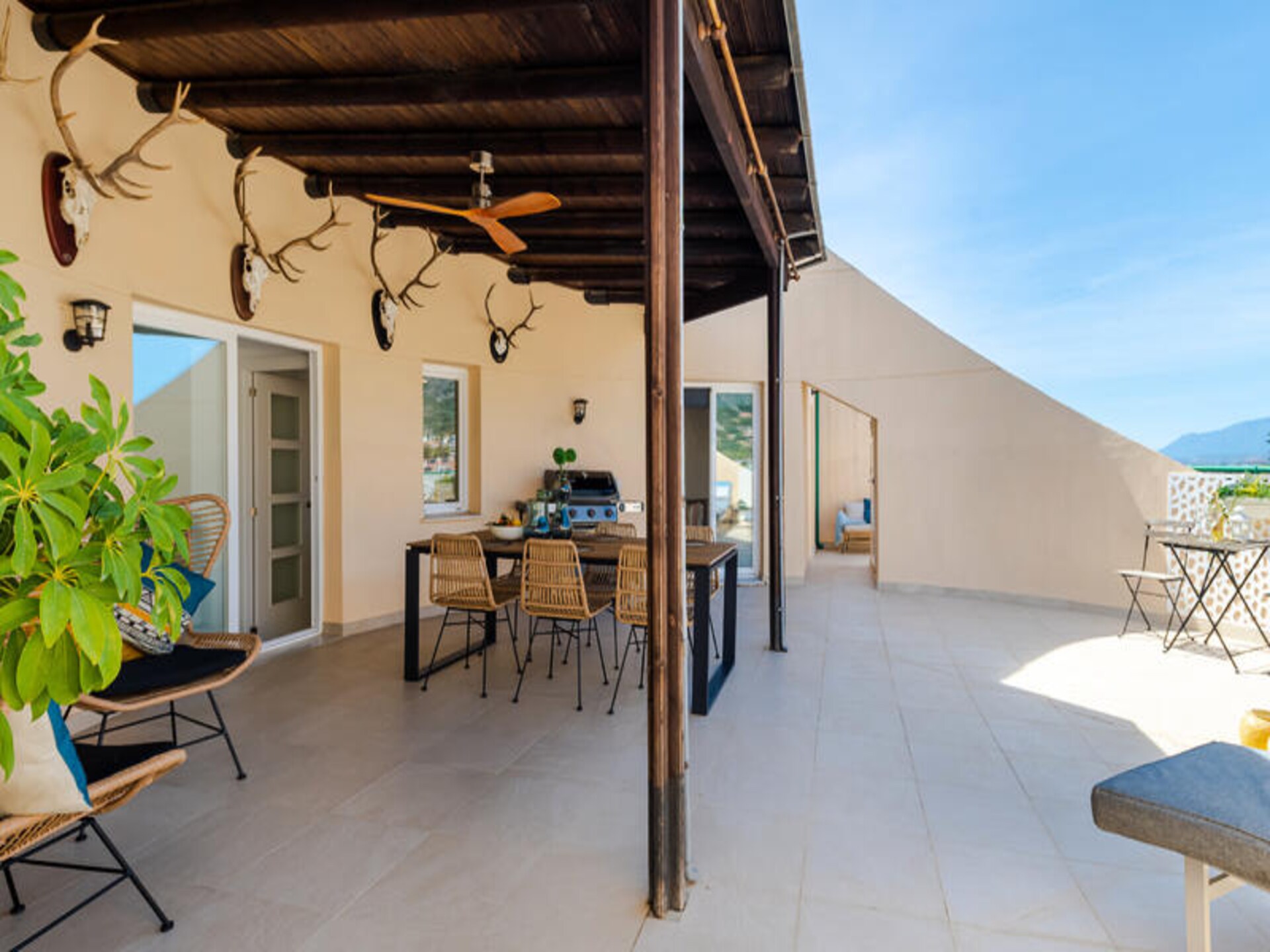 Modern appartement in centrum Marbella met privéterrassen en zicht op La Concha - foto 31