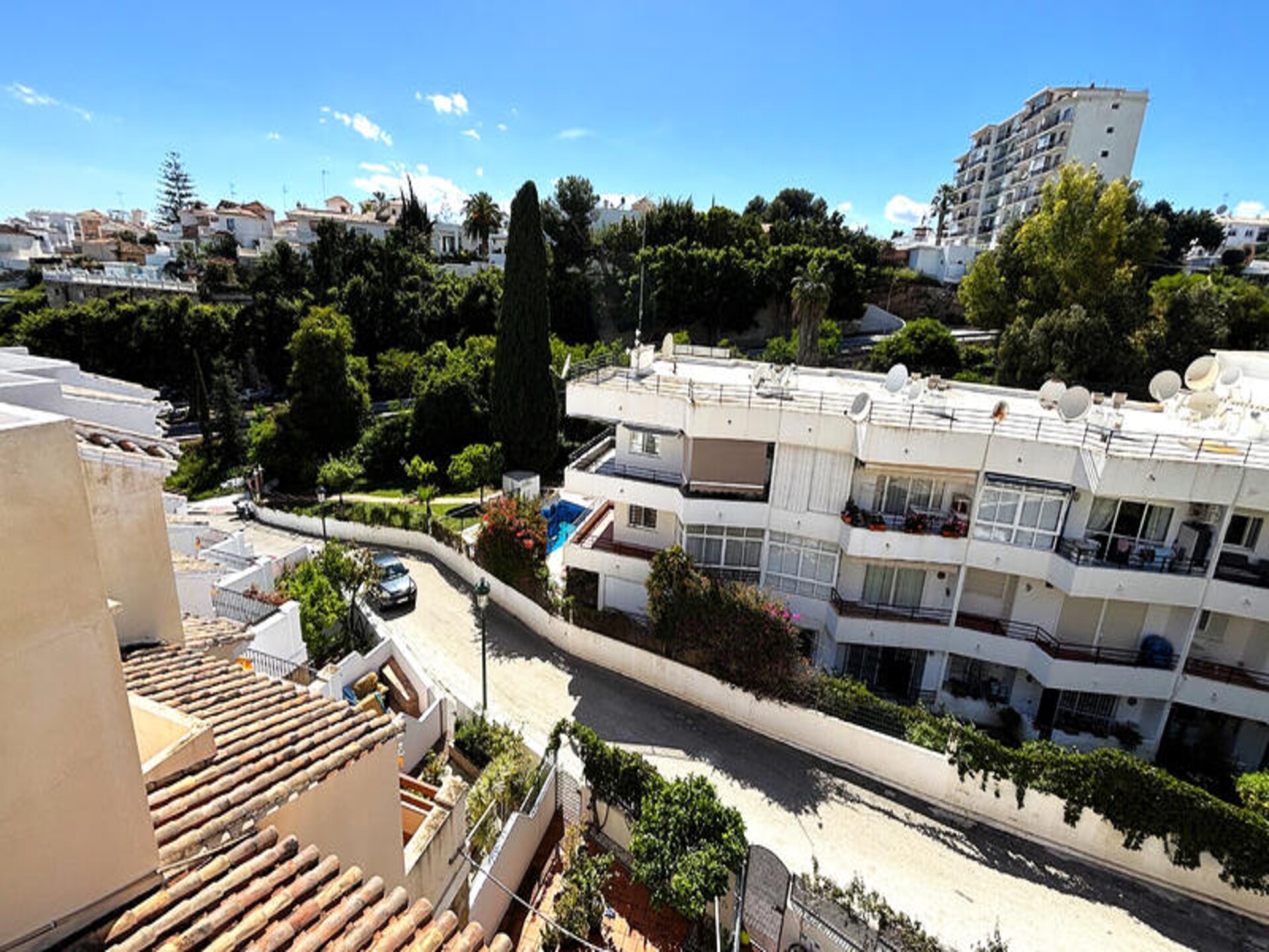 Zonovergoten appartement in Nerja, vlakbij Playa Burriana - foto 28