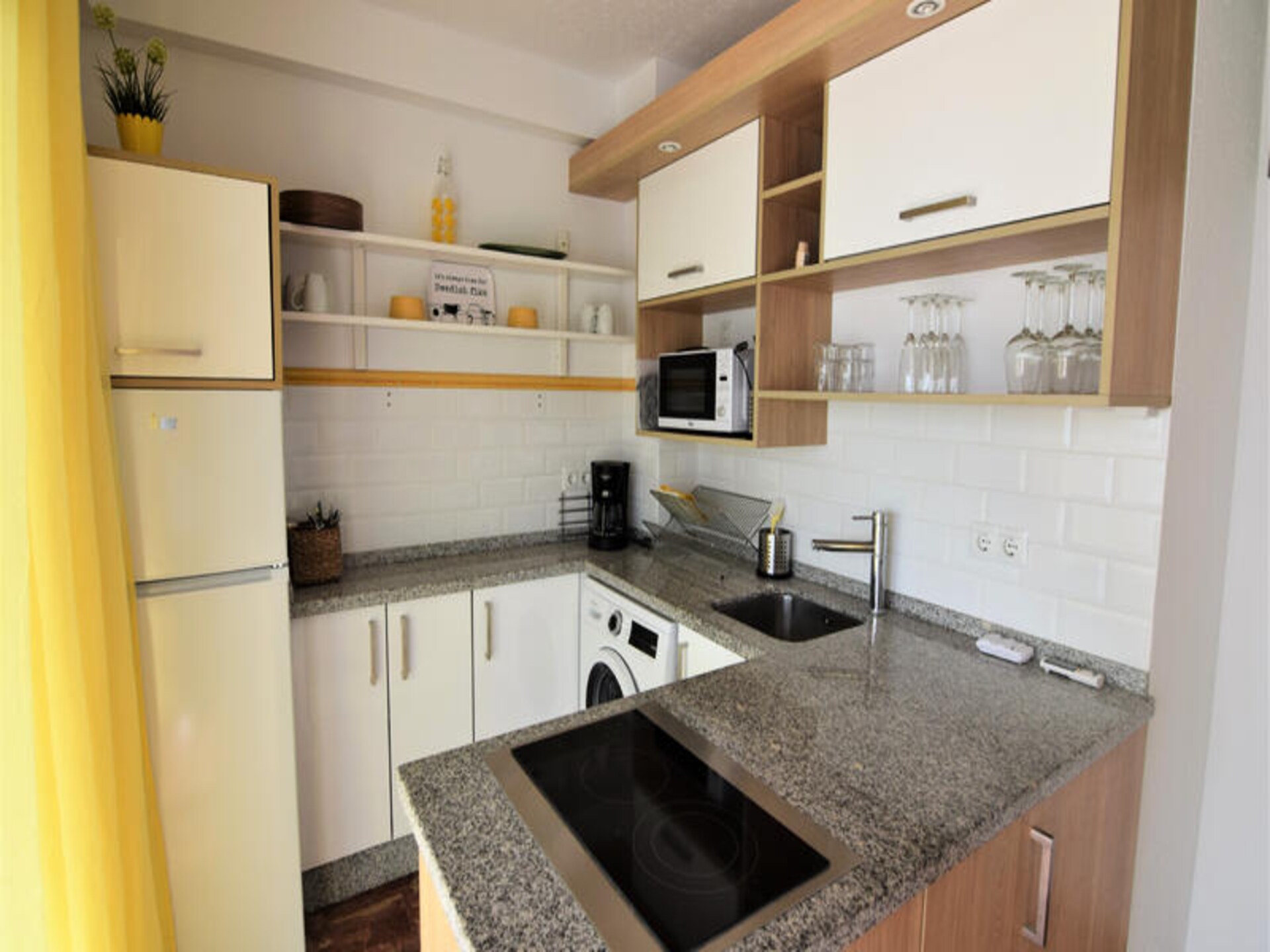 Strandappartement in Nerja met privéterras en gemeenschappelijk zwembad - foto 20