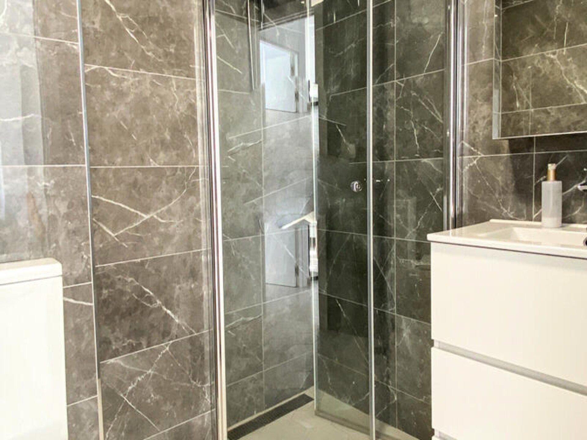 Sfeervol appartement in het hart van Nerja, 450m van Playa El Salón - foto 9