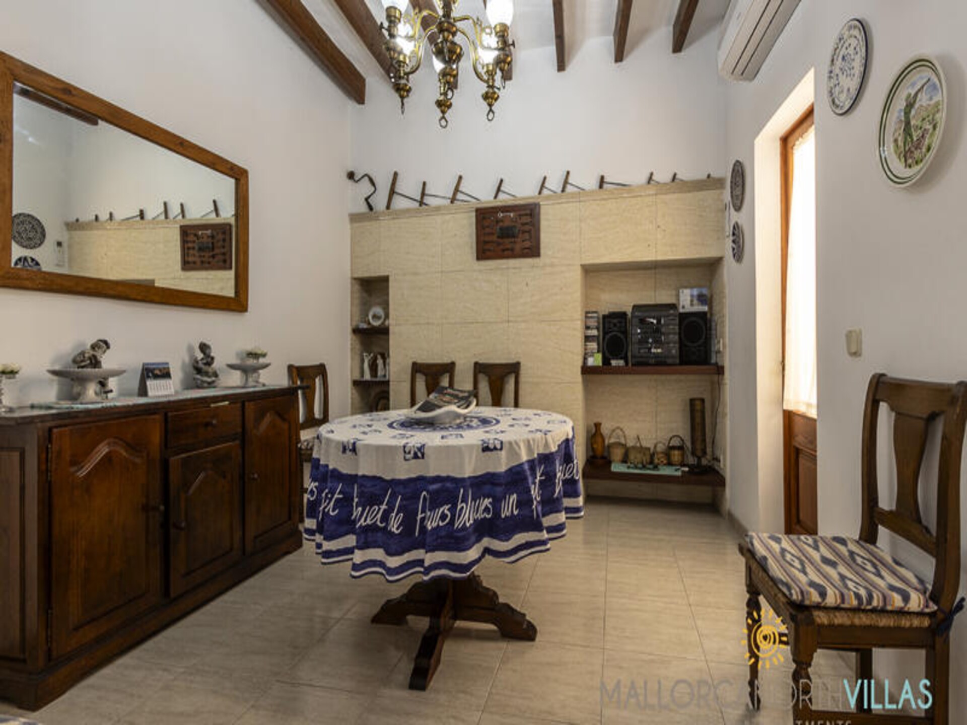 Authentiek Mallorcaans huis in centrum Pollença, 10 km van strand - foto 4