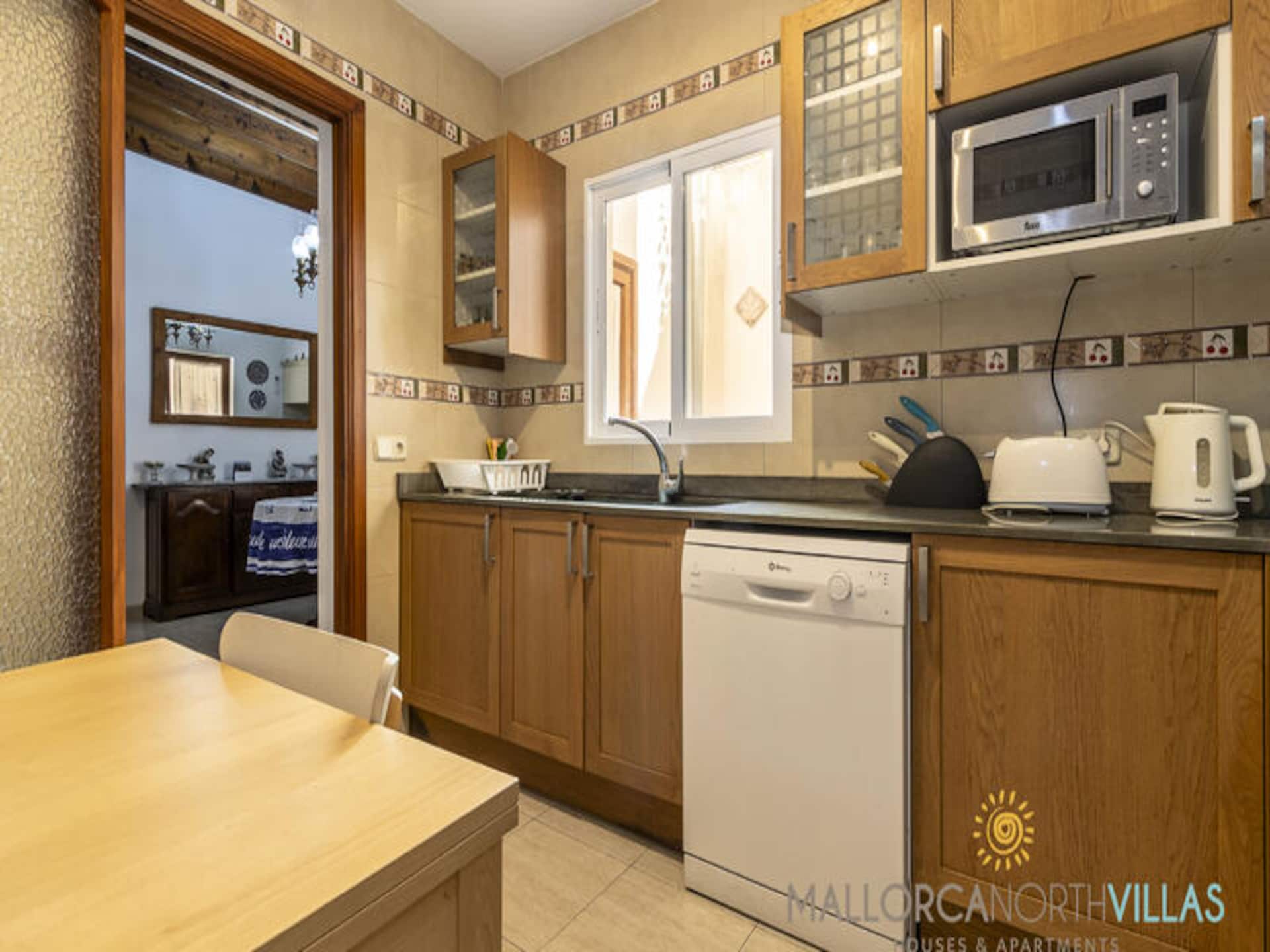 Authentiek Mallorcaans huis in centrum Pollença, 10 km van strand - foto 17