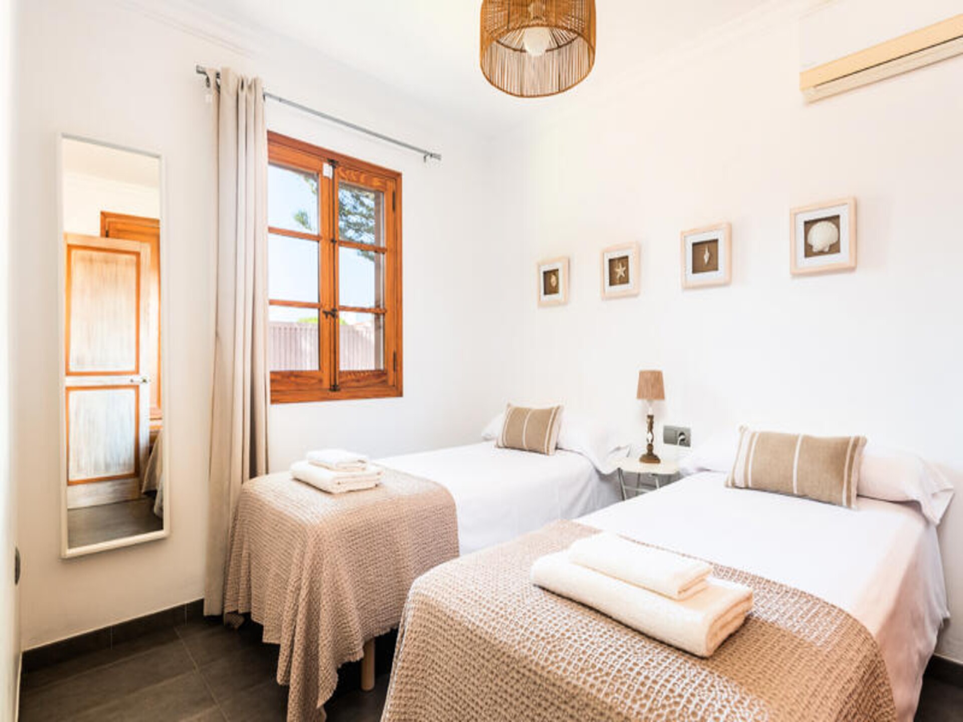 Ruim appartement met privézwembad bij strand Cala'n Blanes - foto 16