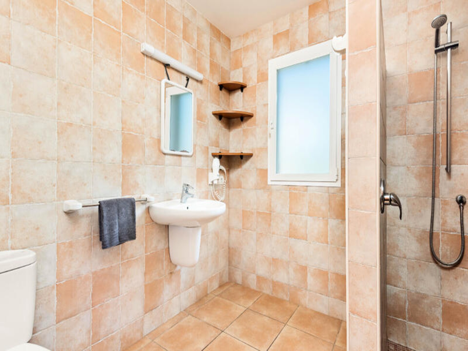 Ruim appartement voor 7 personen met tuin in Cala Blanca, Ciutadella - foto 13