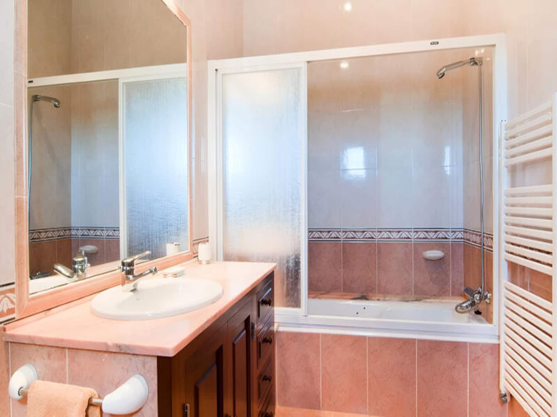 Ruim appartement in Muro voor 6 personen met zwembad · 250 m² - foto 17