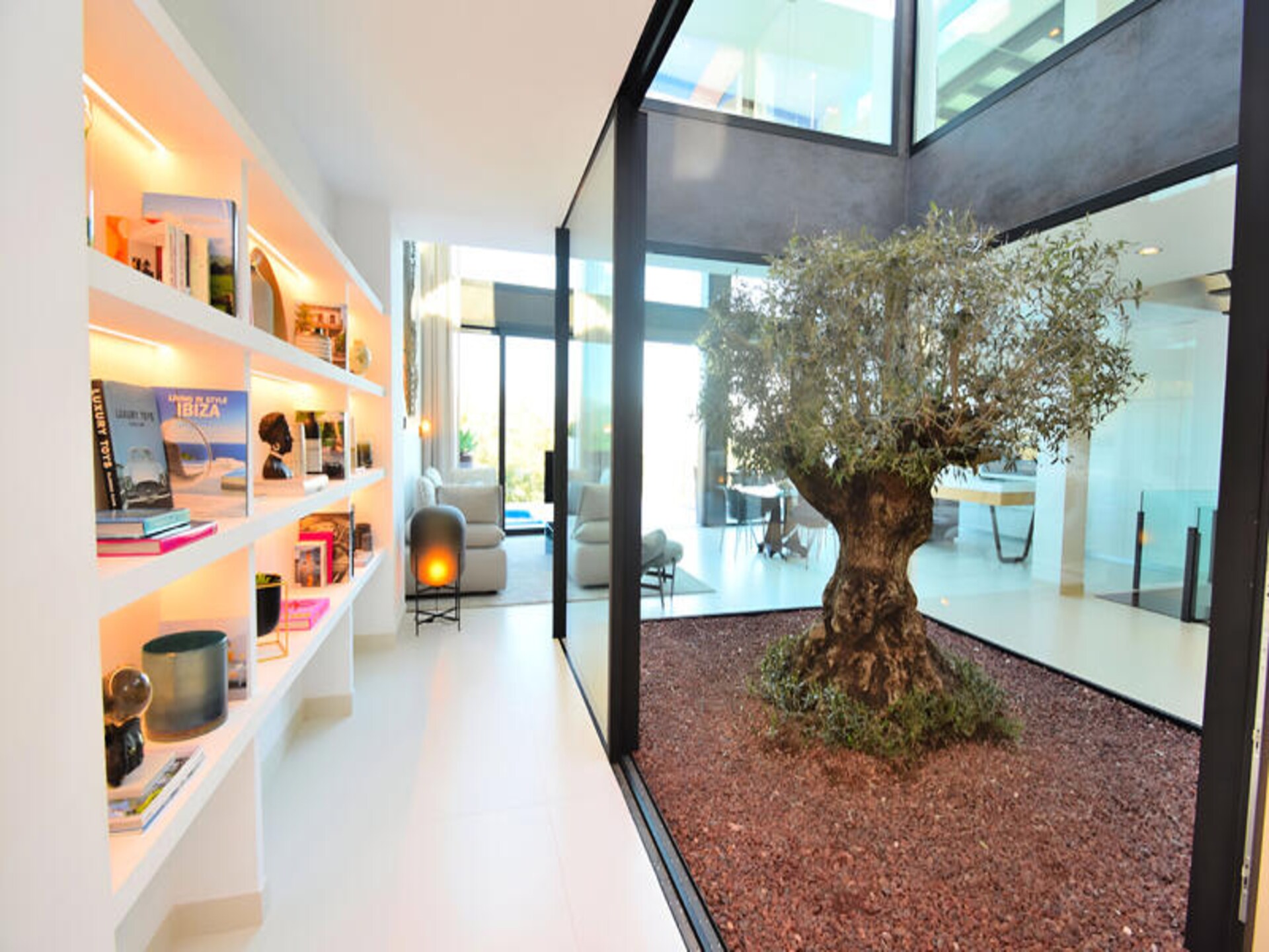 Villa Montblau: Luxe appartement met panoramisch uitzicht in Búger, Mallorca - foto 14