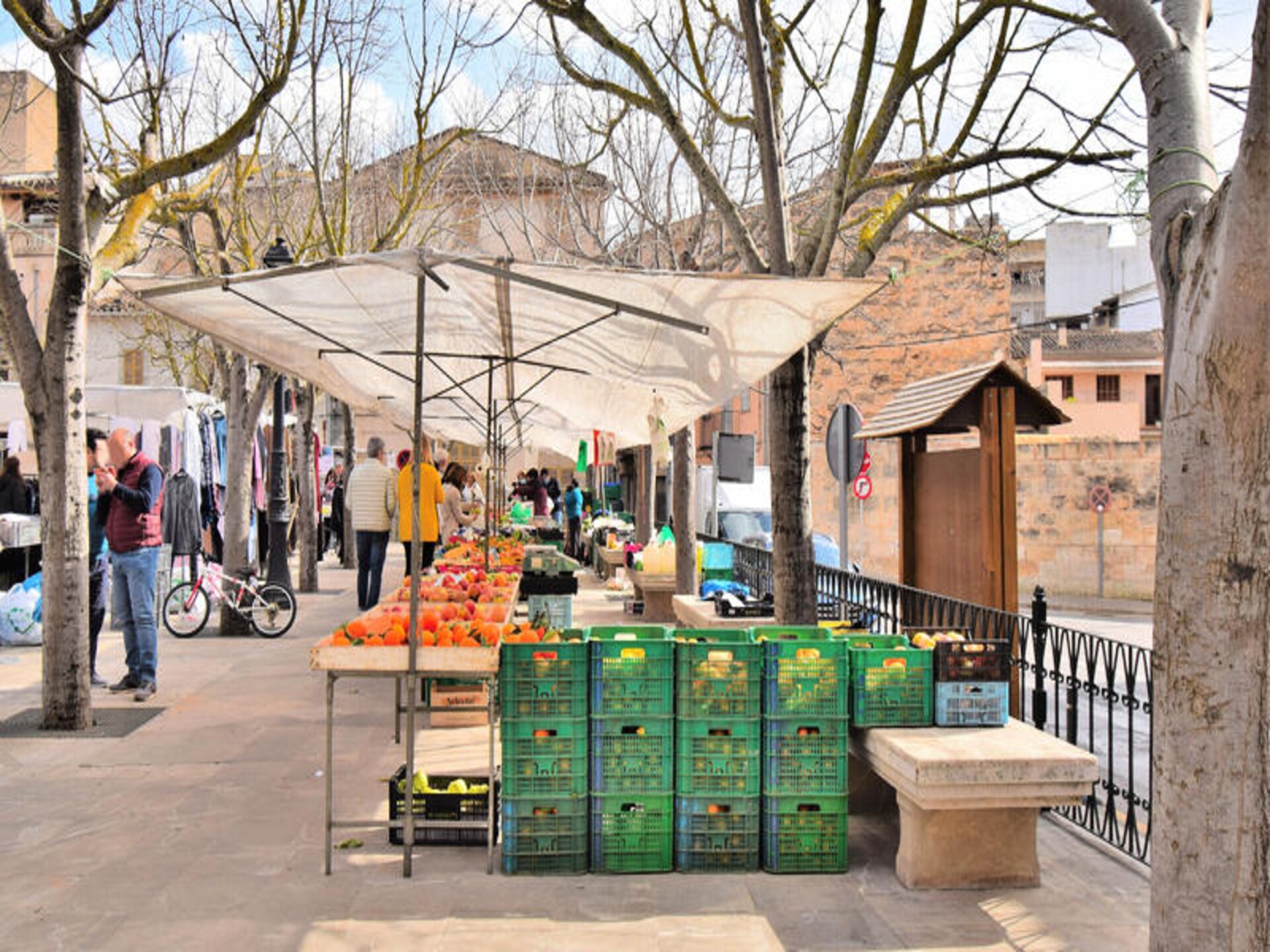 Authentiek herenhuis in Muro met patio, terras en barbecue - foto 36
