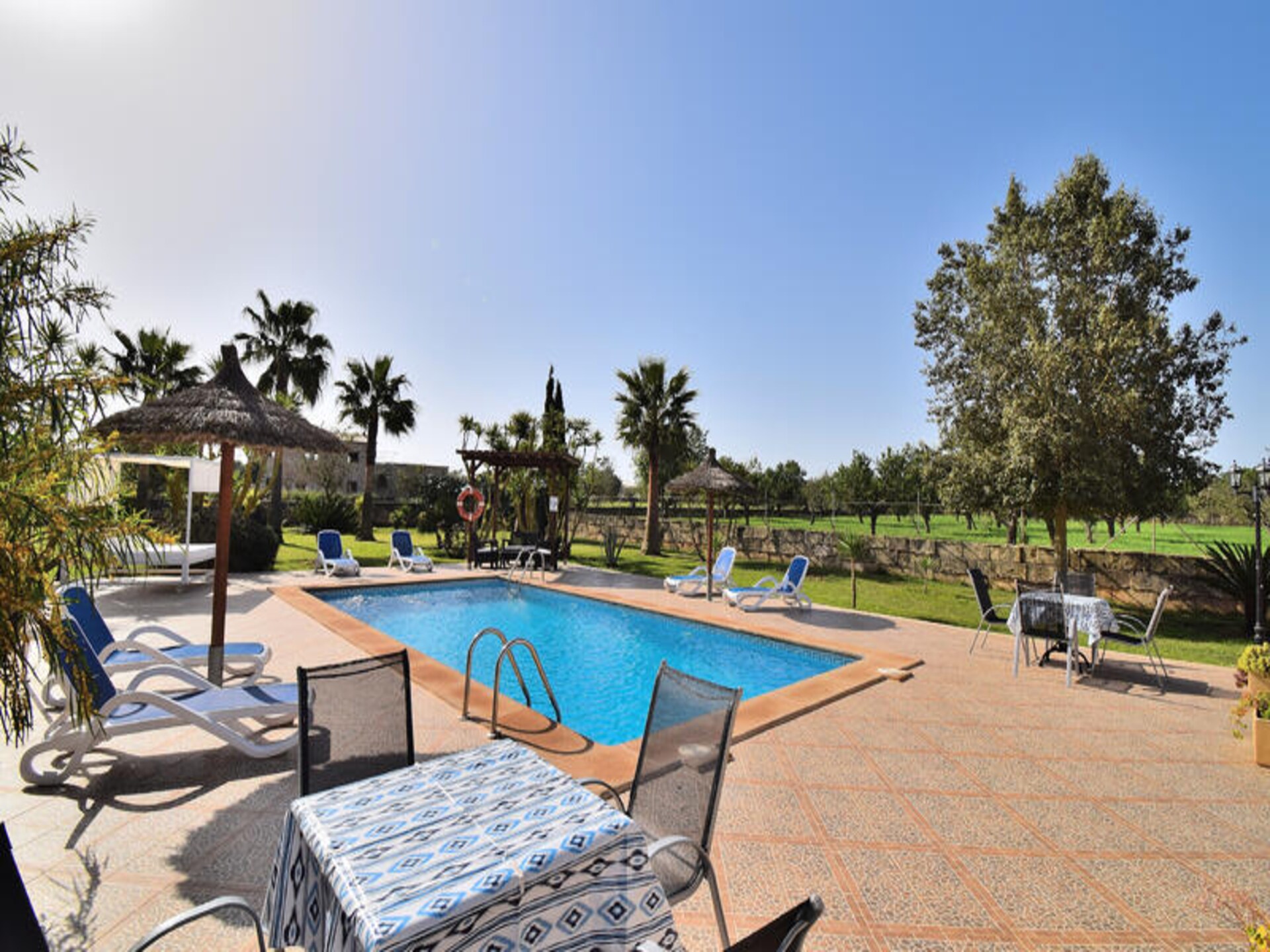 Ruim appartement op Mallorca met tuin, vlakbij Muro en stranden - foto 19