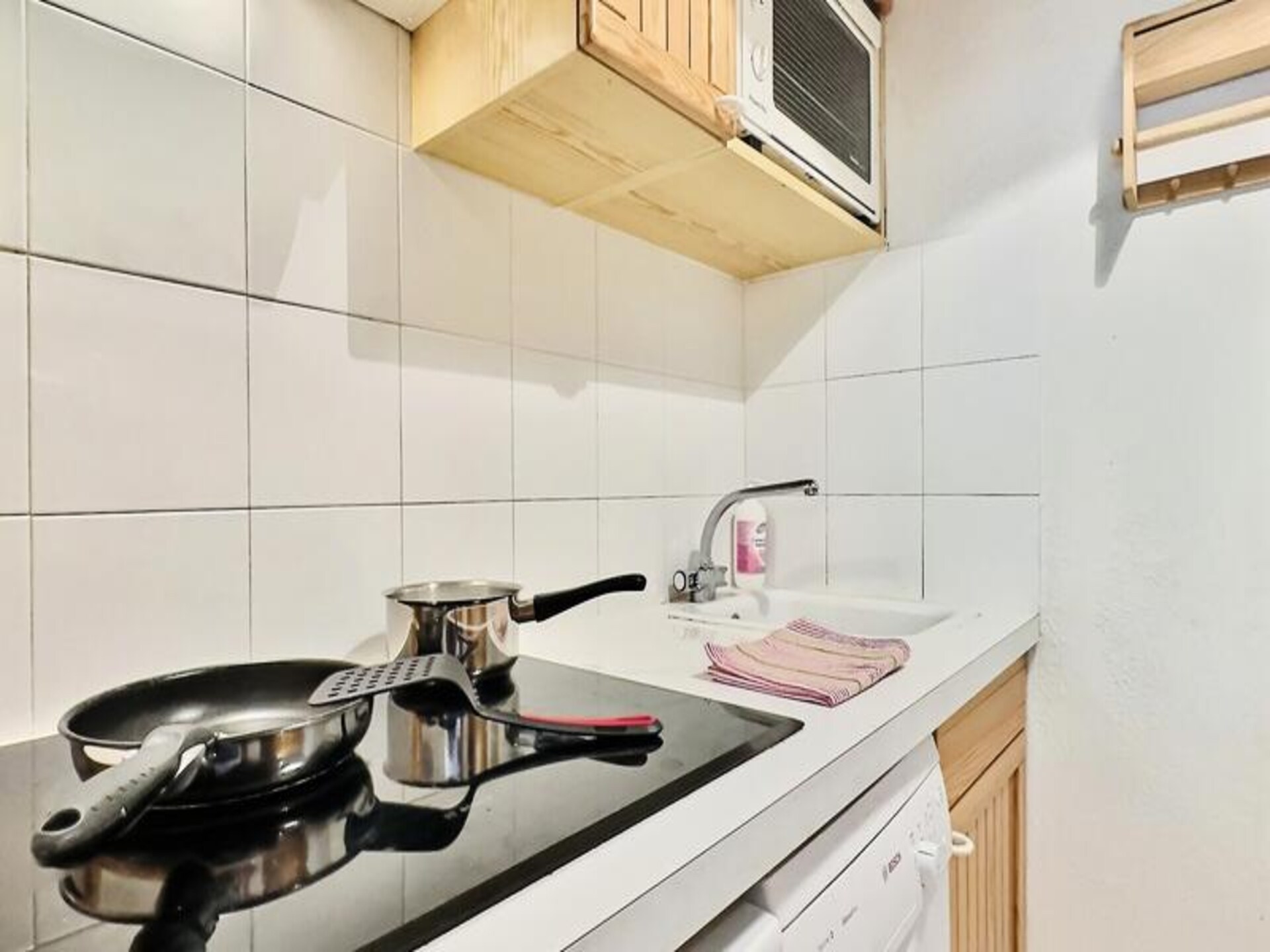 Appartement 6 pers. in Val d'Isère, direct aan de hoofdstraat met balkon op het westen - foto 5