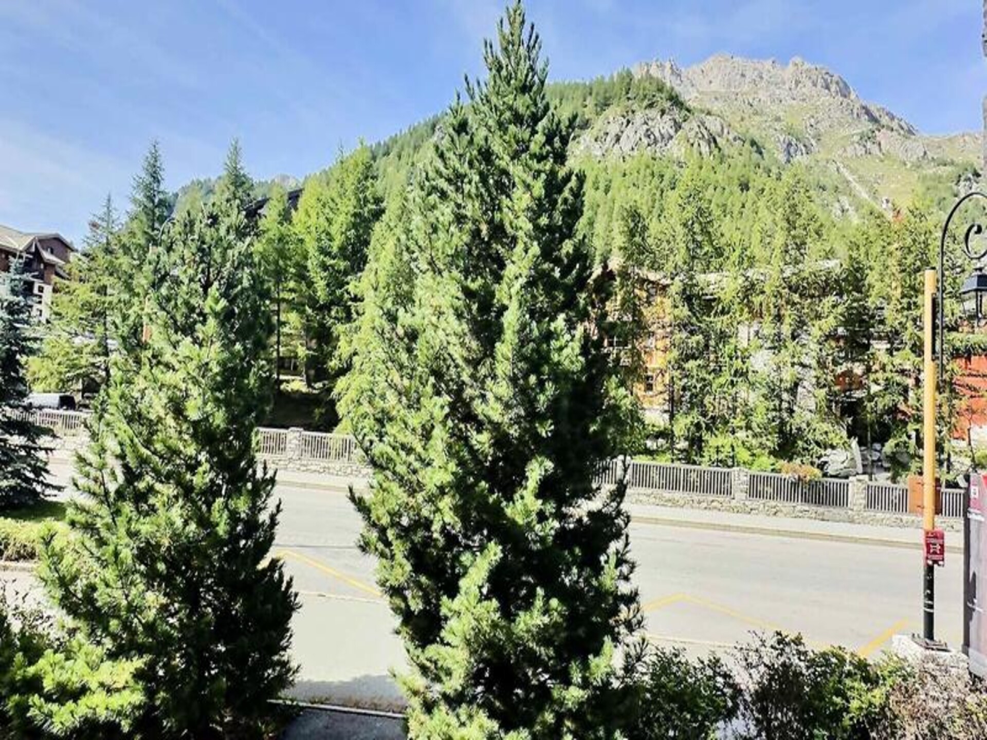 Appartement 6 pers. in Val d'Isère, direct aan de hoofdstraat met balkon op het westen - foto 14