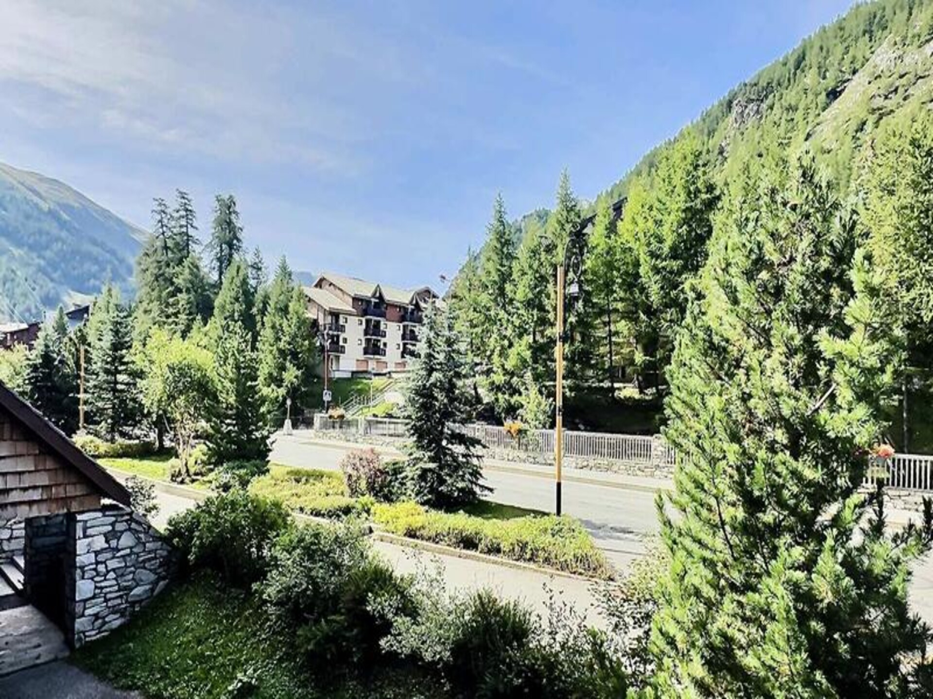 Appartement 6 pers. in Val d'Isère, direct aan de hoofdstraat met balkon op het westen - foto 15