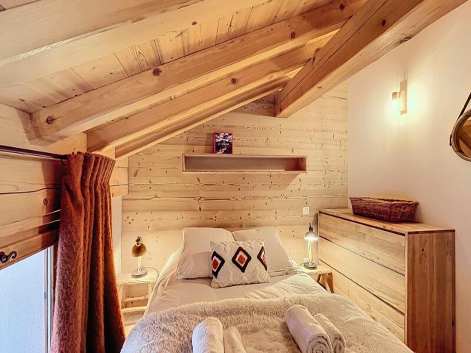 Authentiek chalet in Les Allues: 120m², 3 slaapkamers, dichtbij piste - foto 13