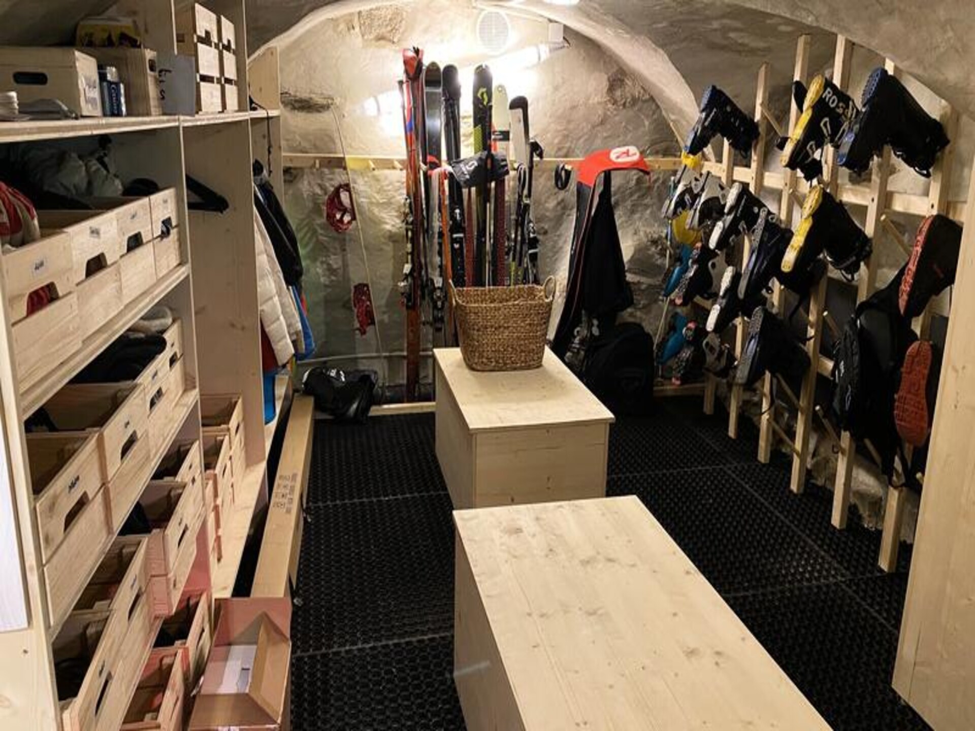 Authentiek chalet in Les Allues: 120m², 3 slaapkamers, dichtbij piste - foto 16