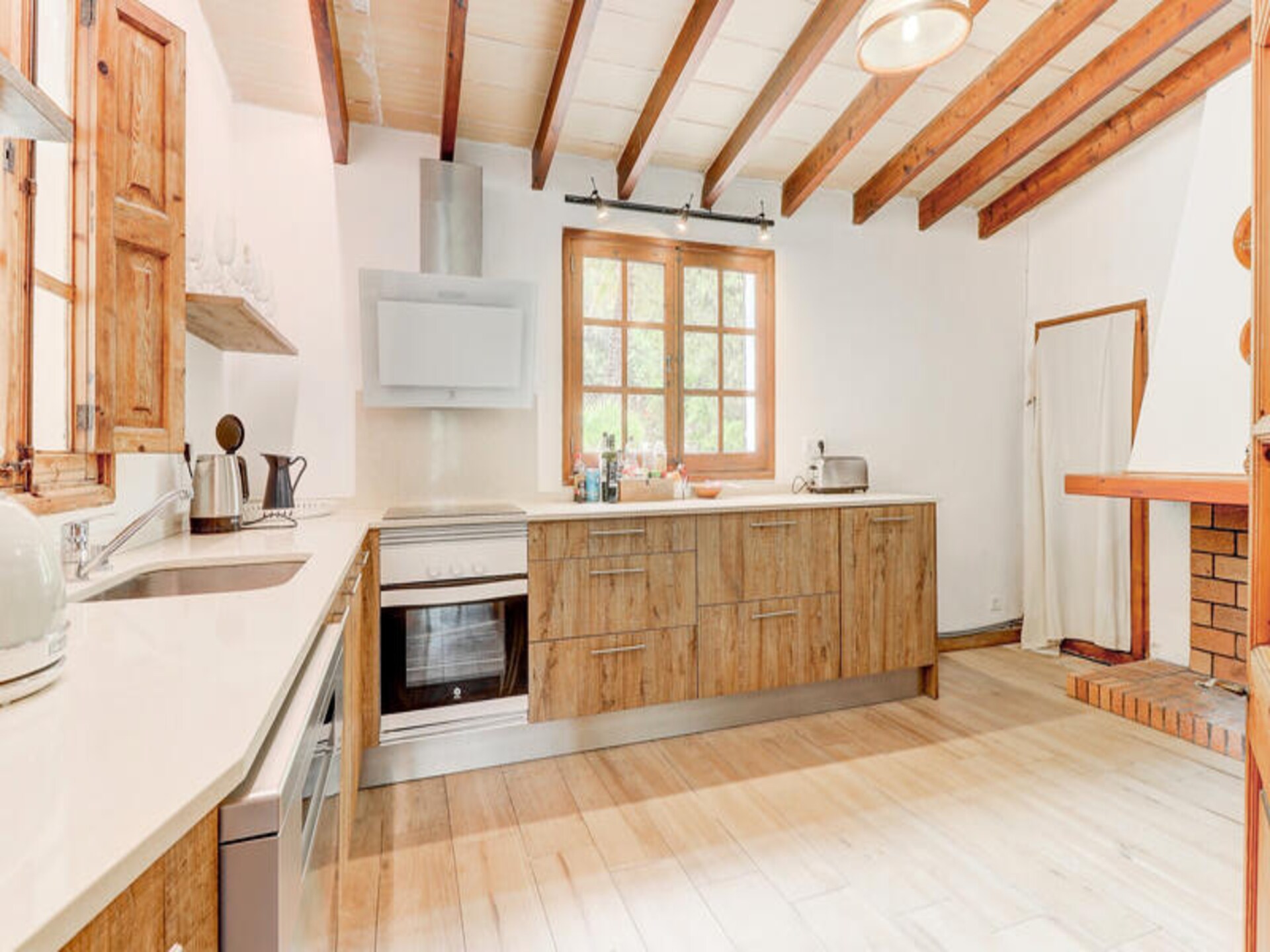 Ruim vakantiehuis voor 12 in Pollença met privézwembad en uitzicht op de bergen - foto 16