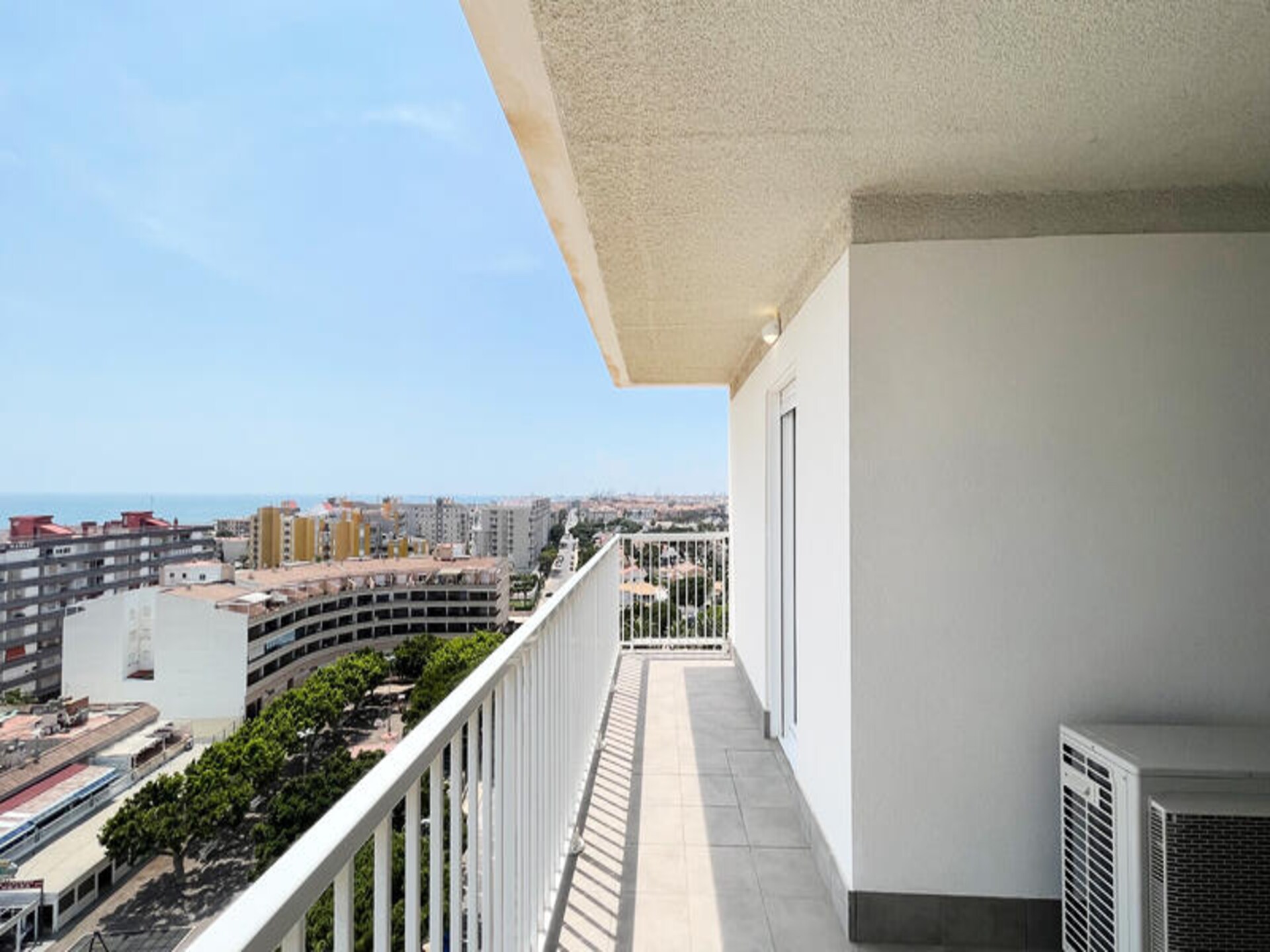 Strandappartement met dakterras en zwembad in Canet d'En Berenguer - foto 16