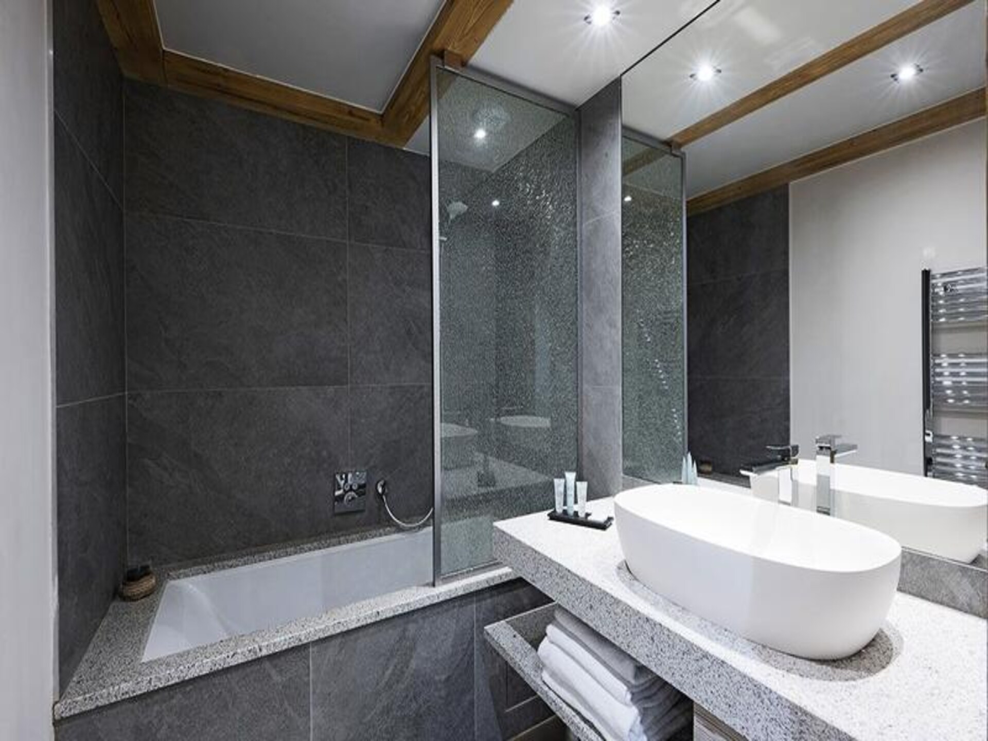 Luxe appartement voor 6 personen aan de piste in Les Saisies - foto 24