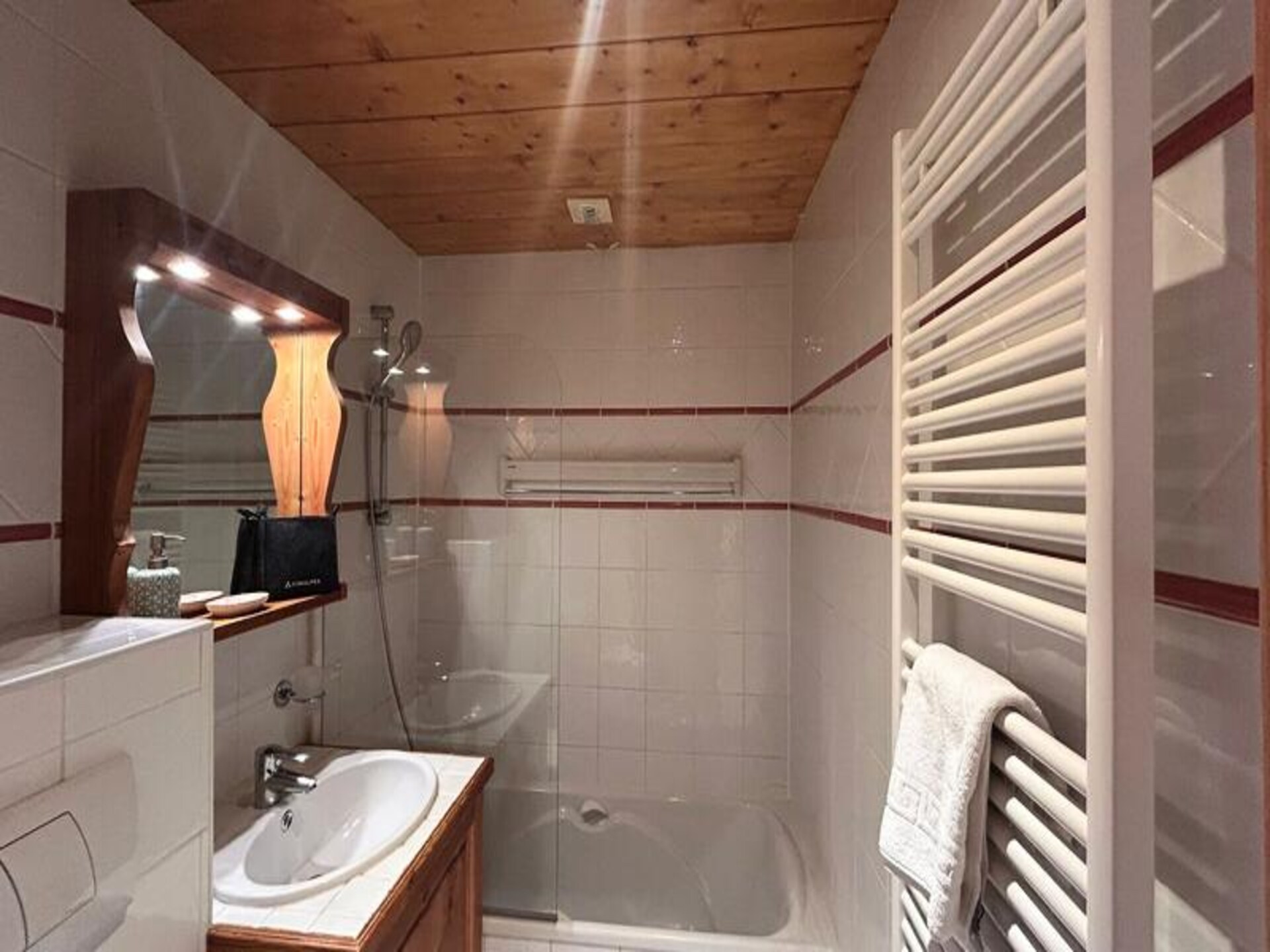 Gerenoveerd duplexappartement voor 9 personen in het hart van Tignes Val Claret - foto 9