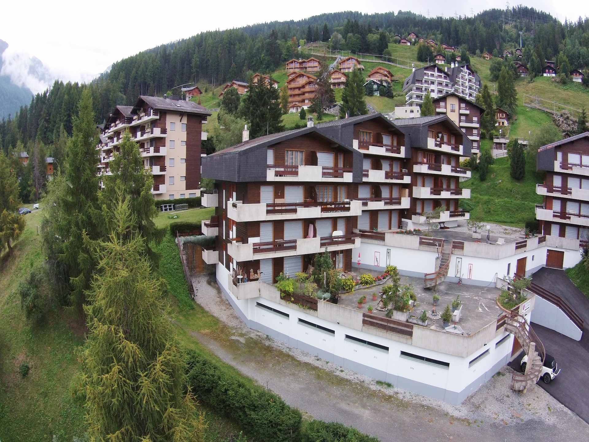 Centraal gelegen appartement in La Tzoumaz met uitzicht op de Rhônevallei - foto 4