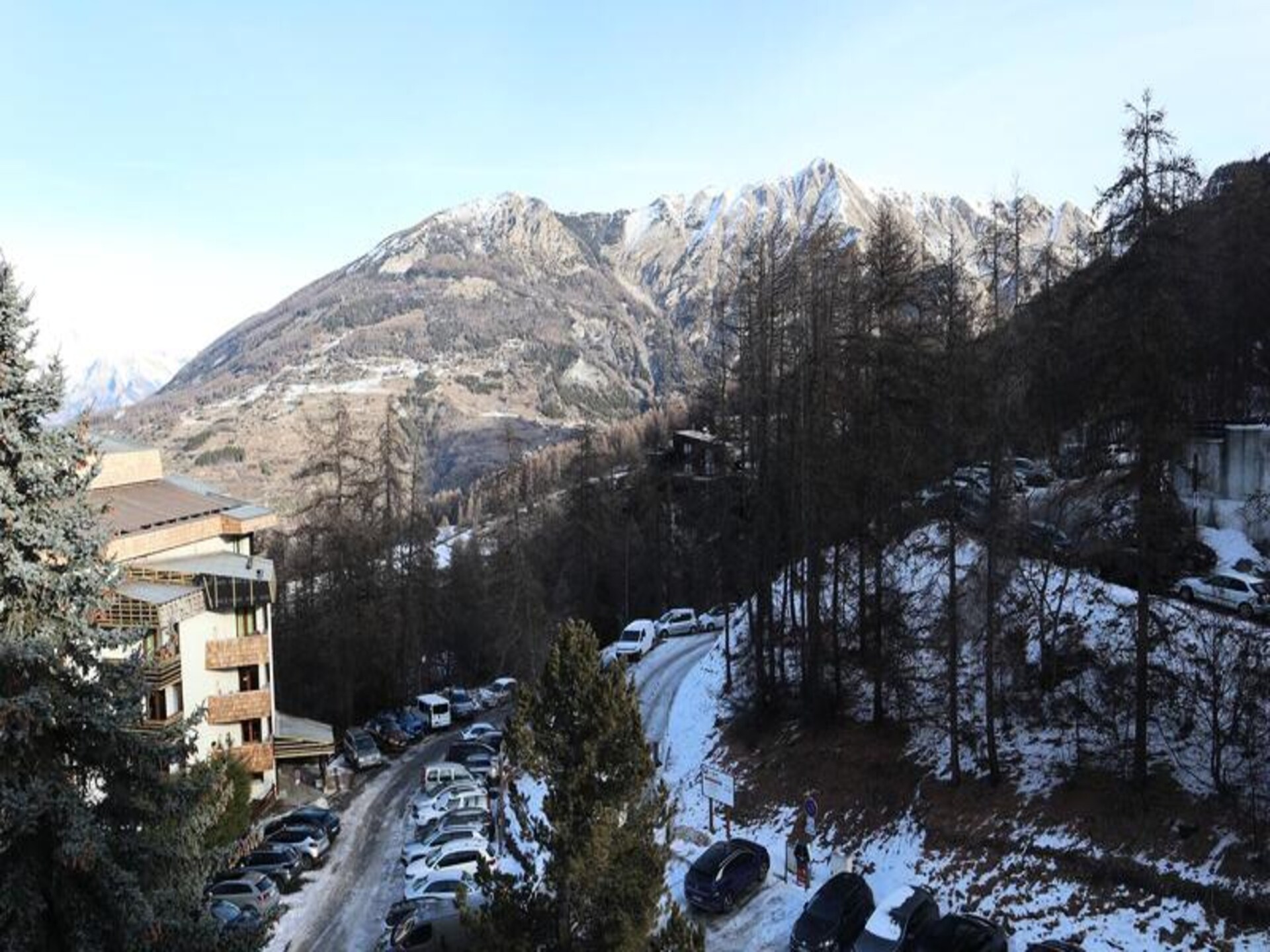 Appartement 8p met balkon en valleizicht, direct aan de piste in Les Orres - foto 10