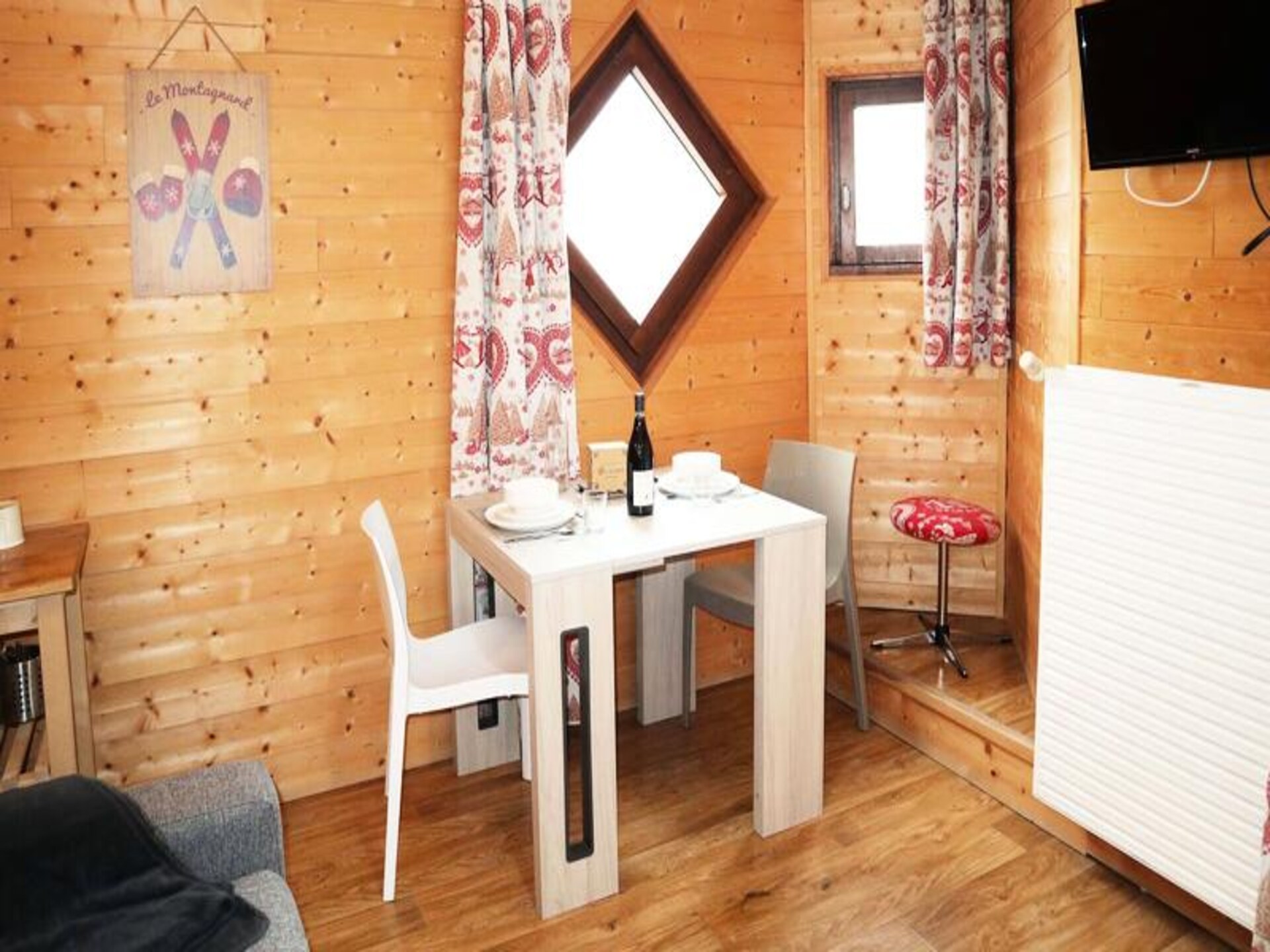 Knusse studio aan de piste in Les Orres 1650 met balkon op het oosten - foto 3