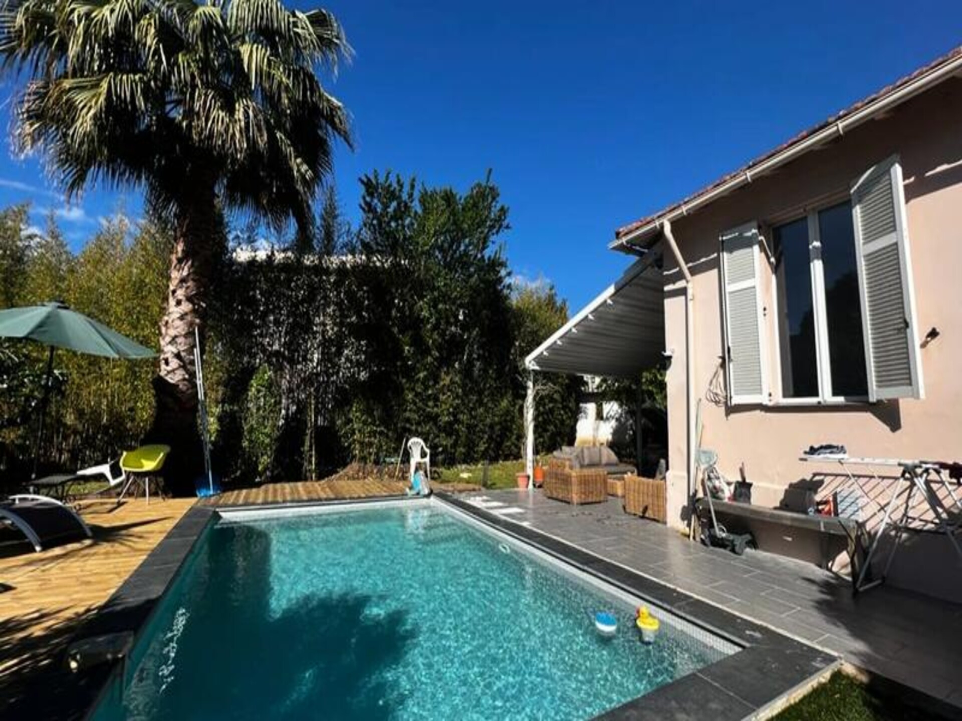 Stadsvilla met privézwembad in hartje Antibes, vlak bij strand - foto 26