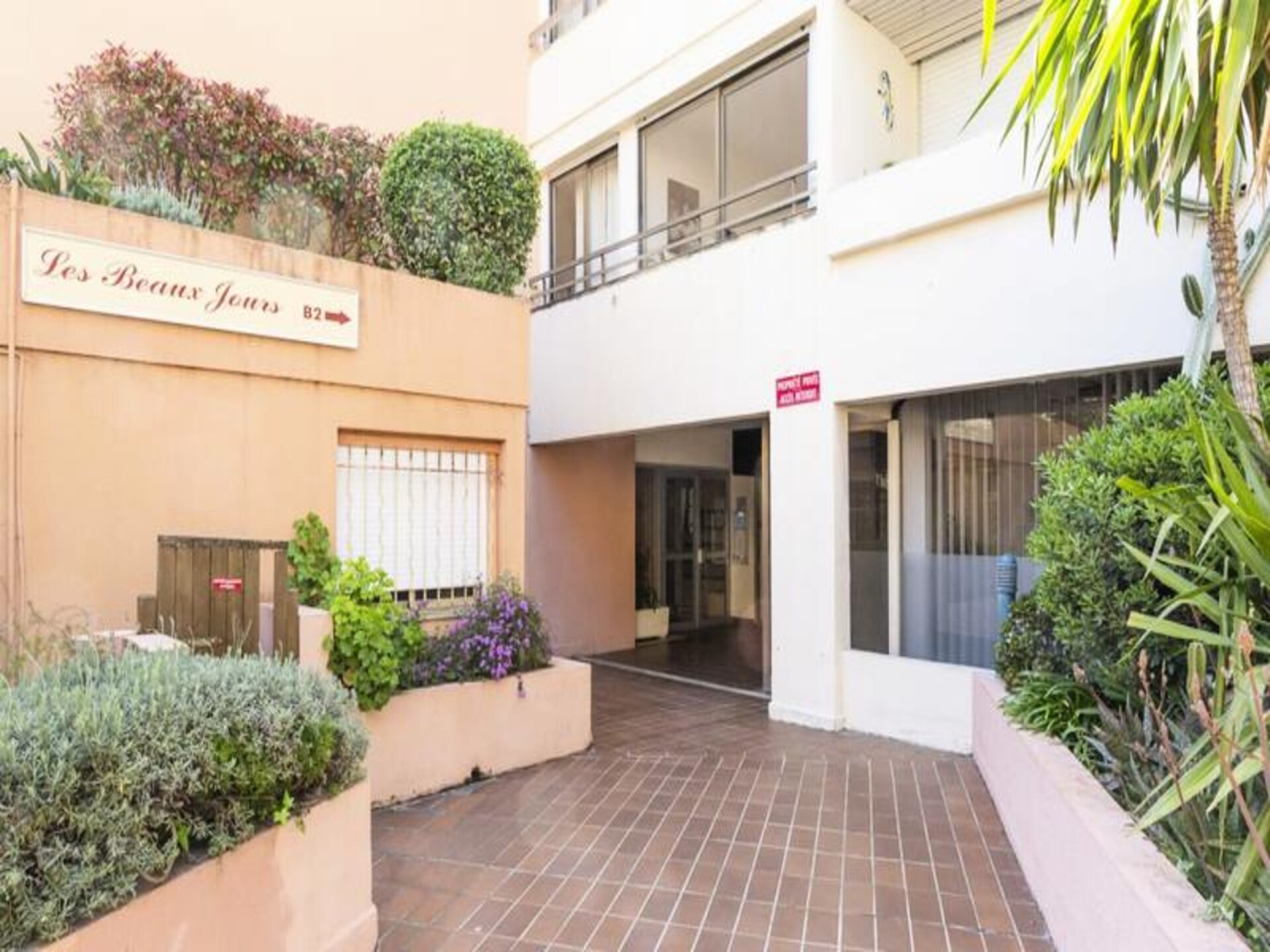 Charmant appartement in historisch Antibes, uitzicht op Picasso Museum - foto 12