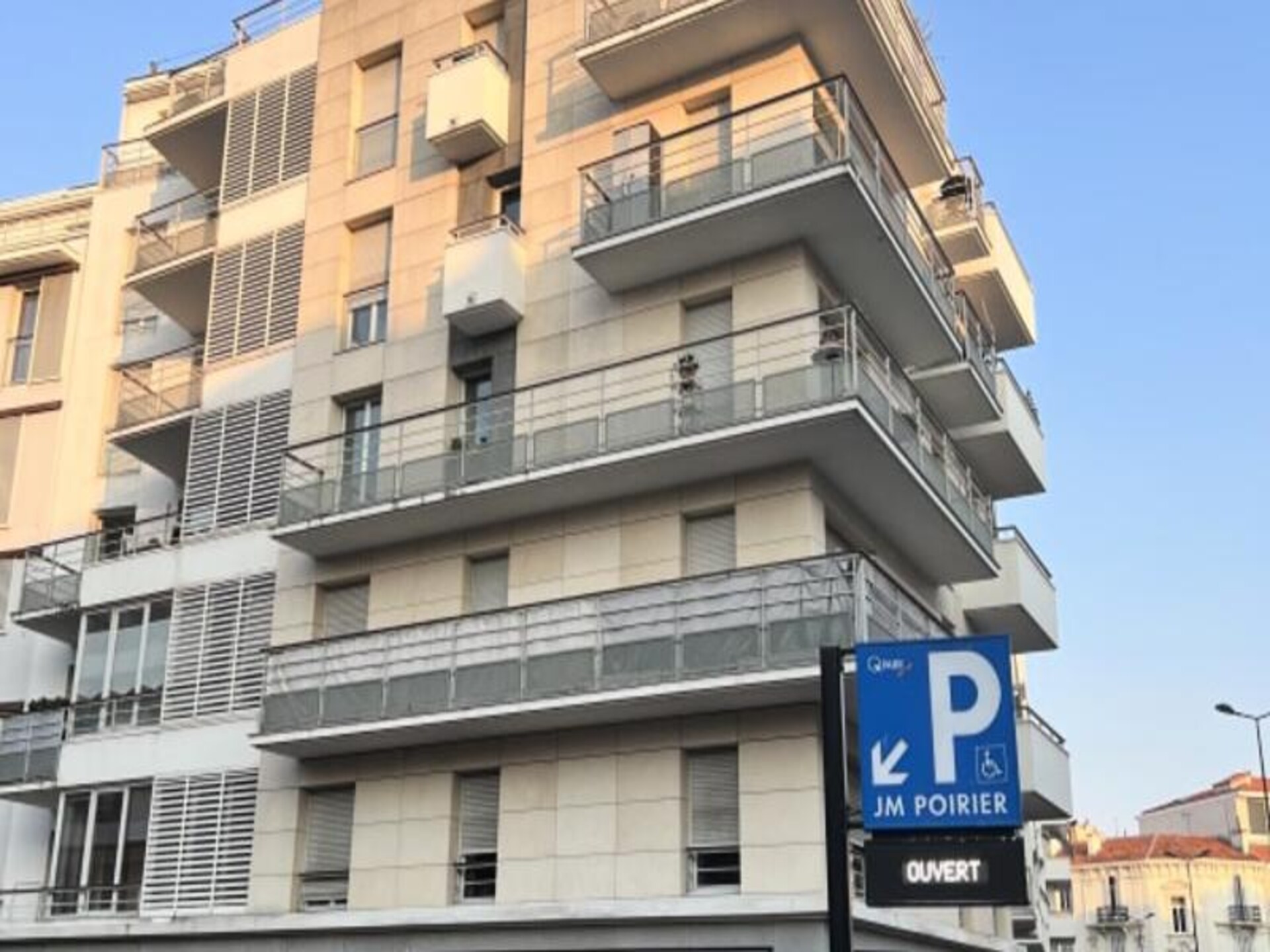 Licht appartement in hartje Antibes, vlak bij strand en Place de Gaulle - foto 20