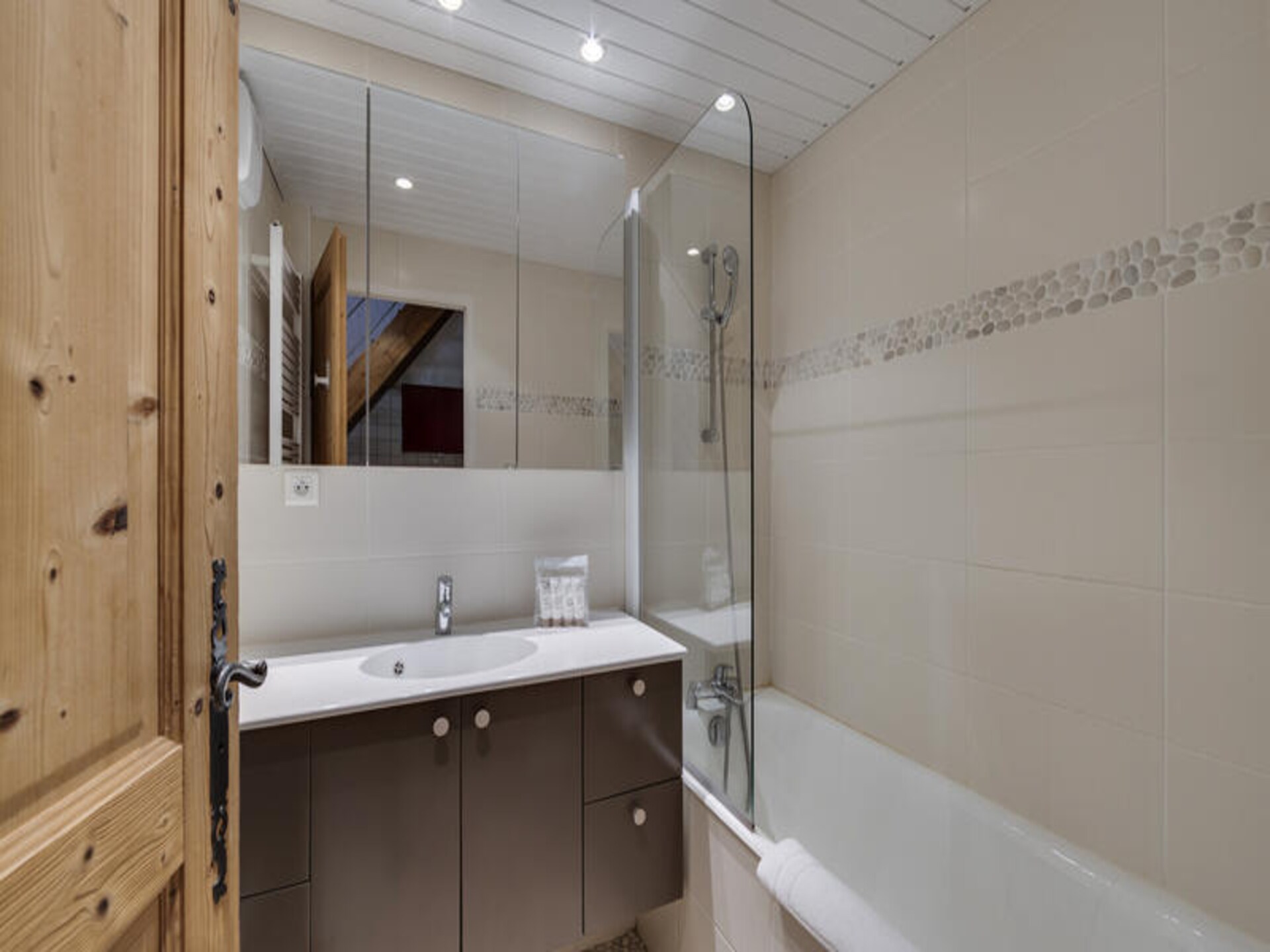 Ruim duplexappartement met balkon, direct aan de piste in Tignes Val Claret - foto 13