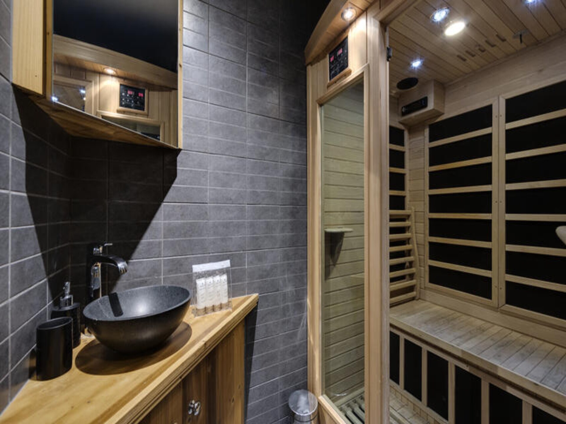 Duplexappartement 85m² met sauna en uitzicht op het meer in Tignes le Lac - foto 16