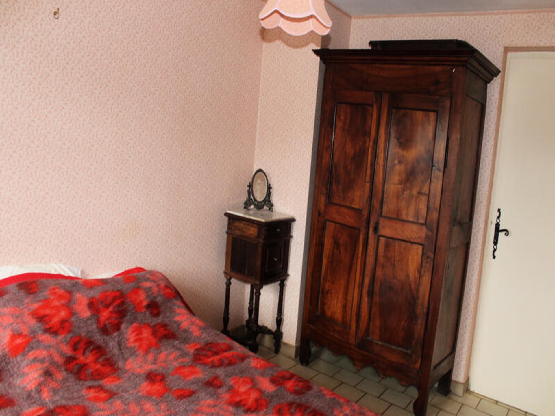 Authentiek appartement in Entrechaux met uitzicht op kasteel en tuin - foto 11