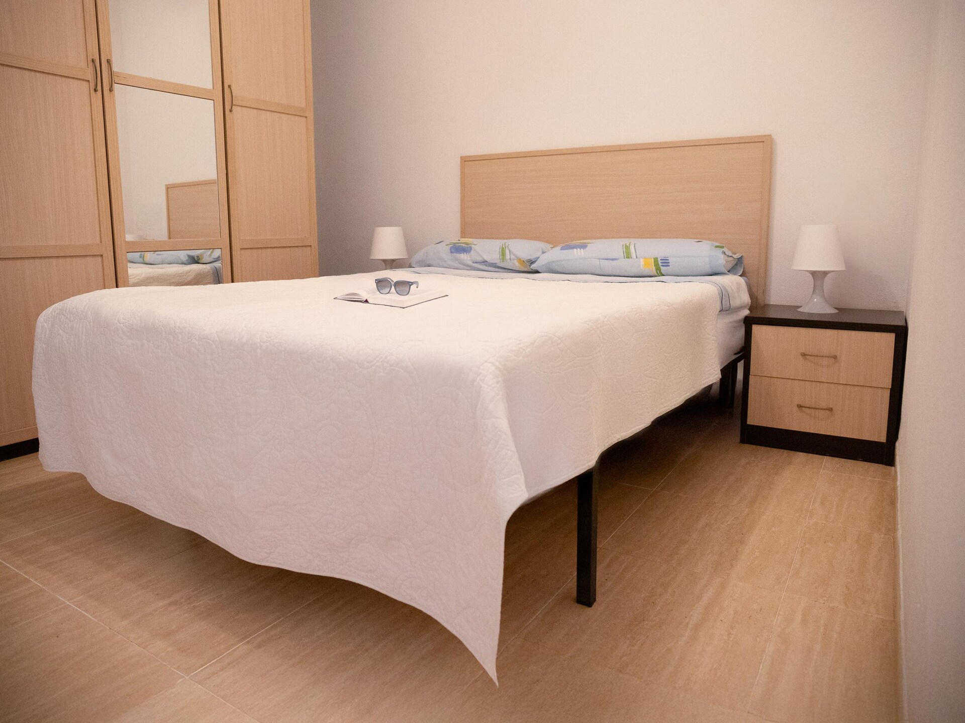 Licht appartement in Roquetas de Mar met zwembad, op 400m van het strand - foto 11