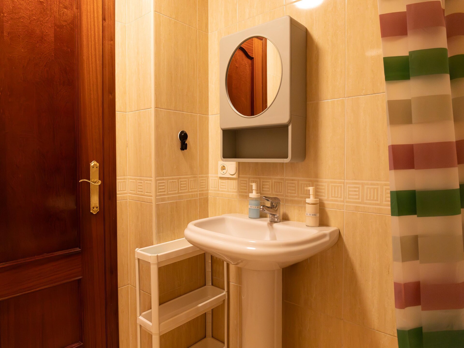 Licht appartement in Roquetas de Mar met zwembad, op 400m van het strand - foto 15