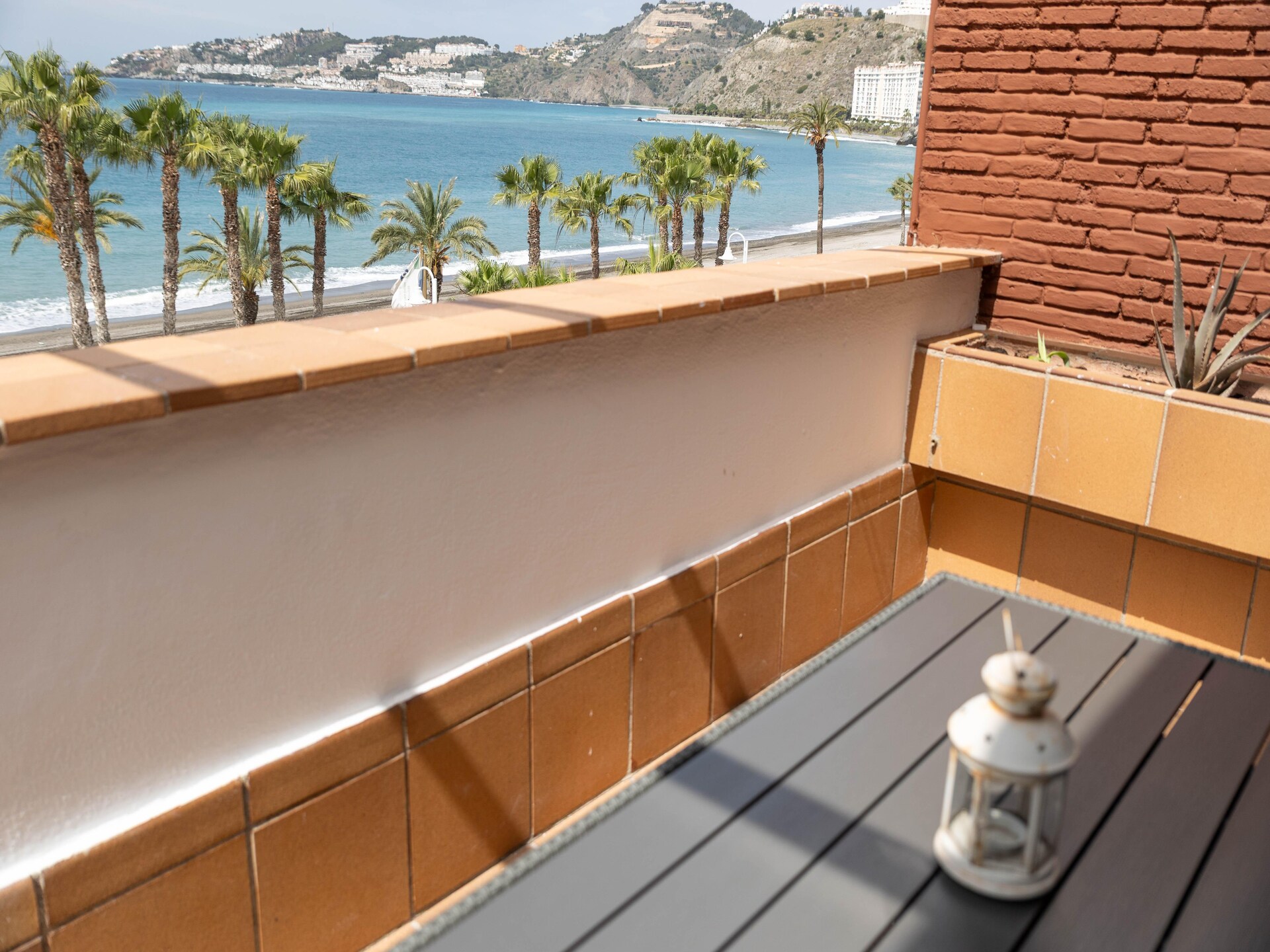 Sfeervol strandappartement in Almuñécar met panoramisch zeezicht - foto 24