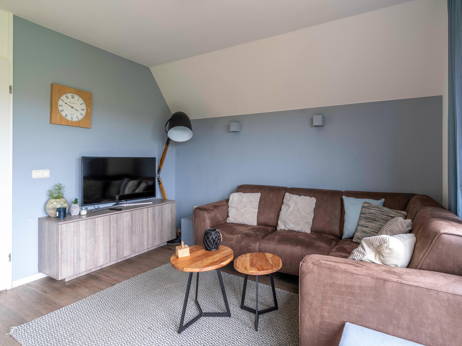 Modern vakantiehuis in het bos, 4 km van strand De Waal - foto 3