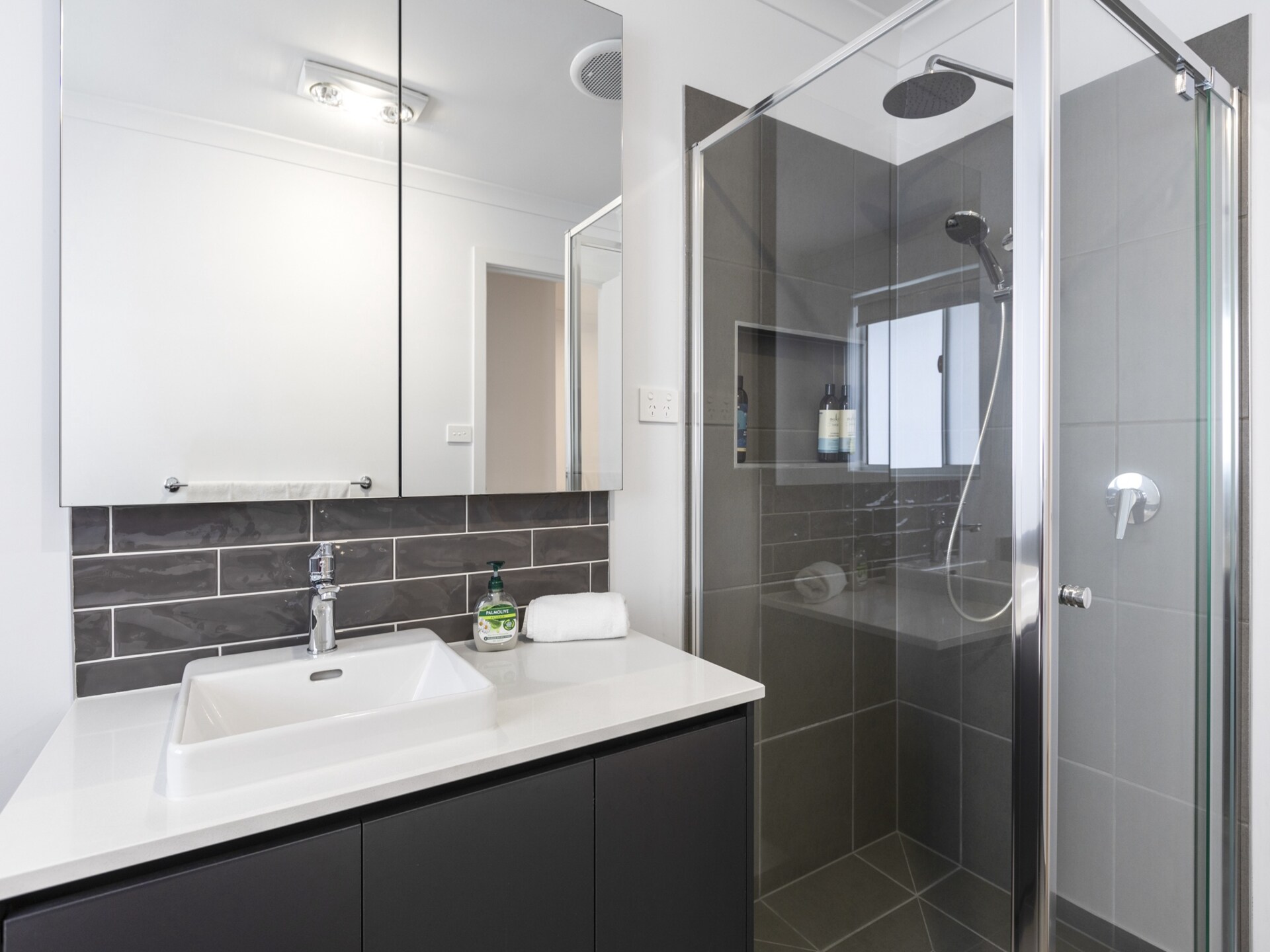 Ruim appartement in Armstrong Creek voor 10 personen - foto 2